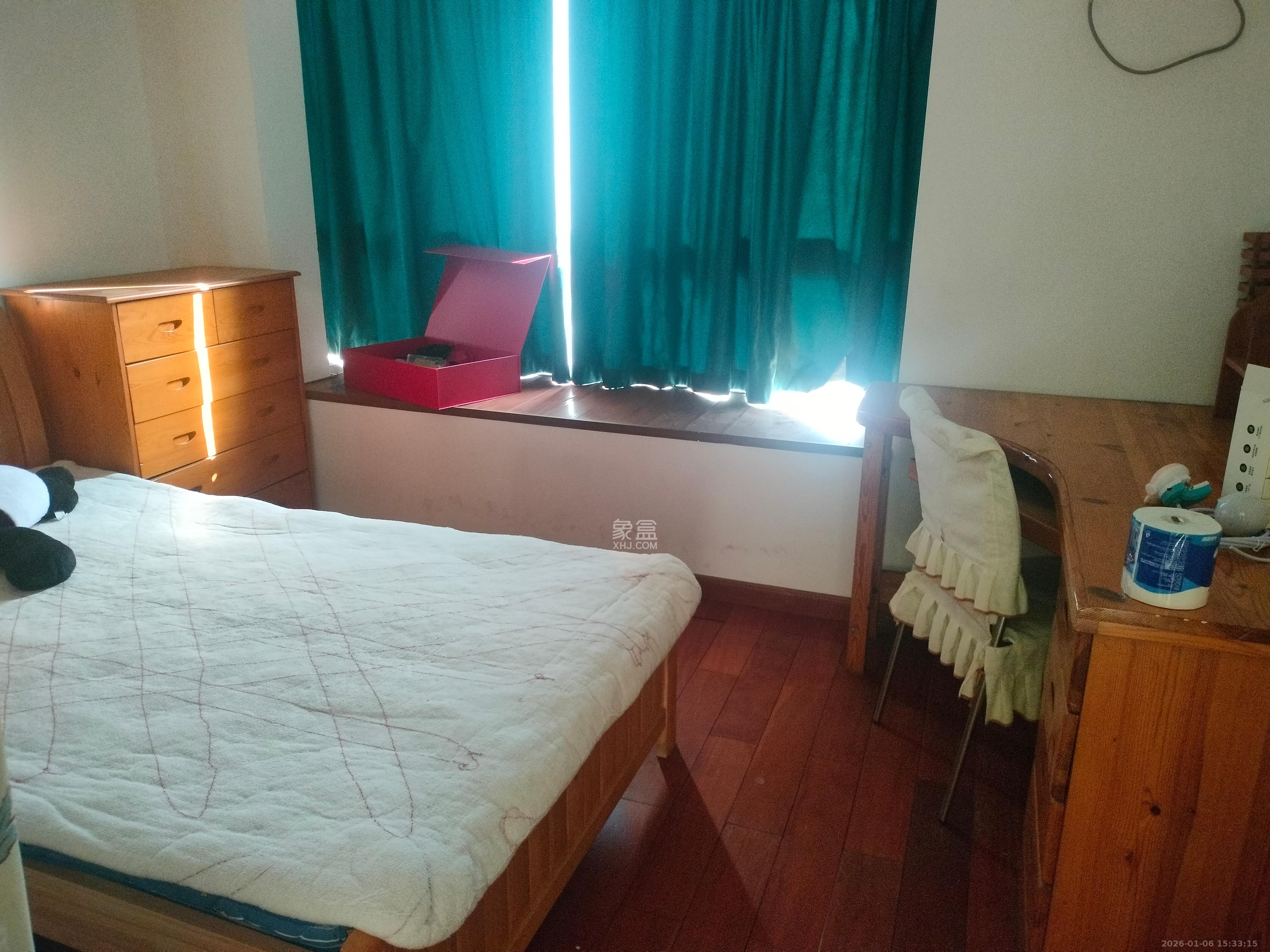 欧园  3室2厅2卫    3000.0元/月