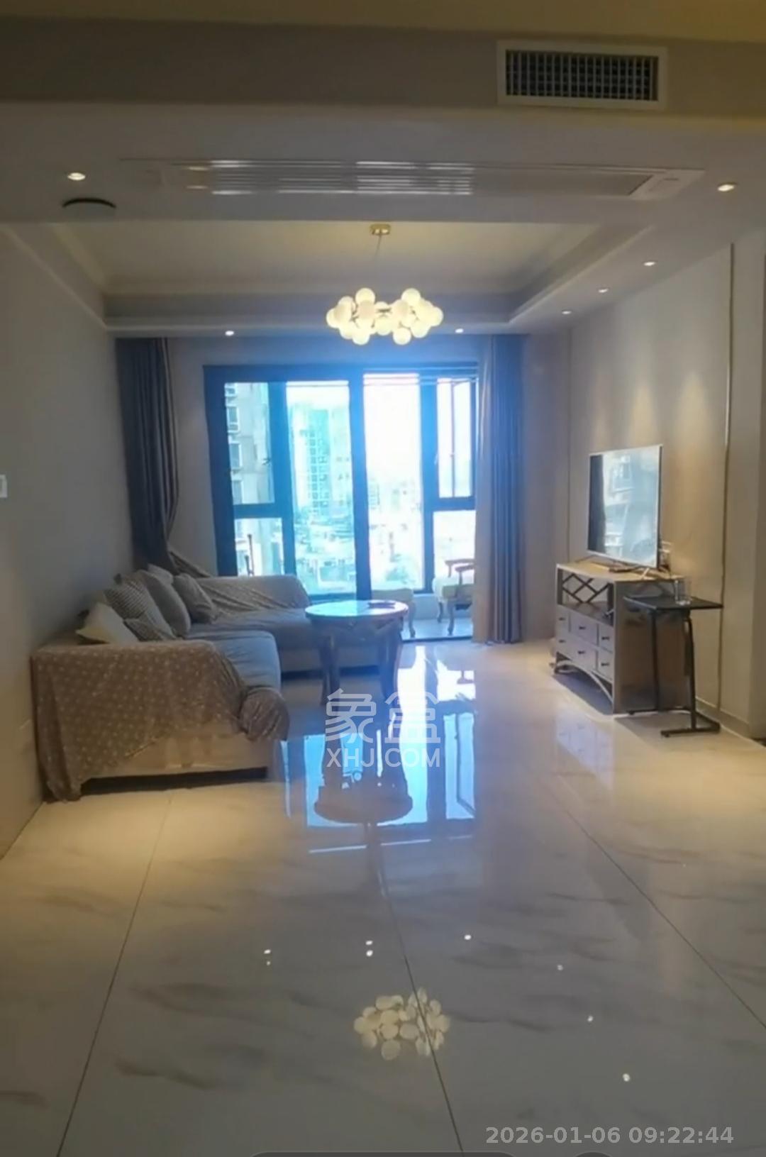 碧桂园中央花园  3室2厅1卫    2600.0元/月