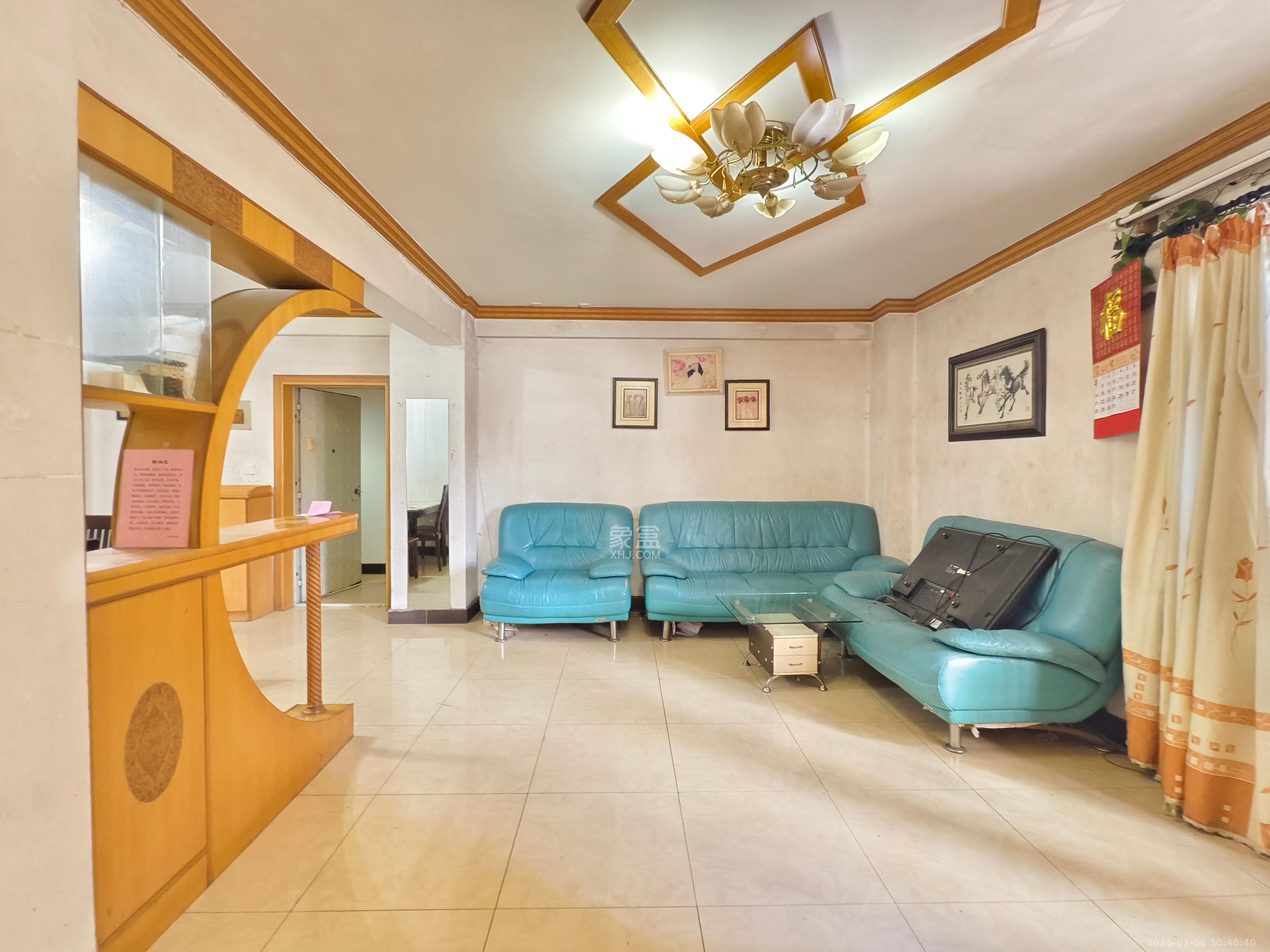 湘许大厦  3室2厅1卫    2400.0元/月