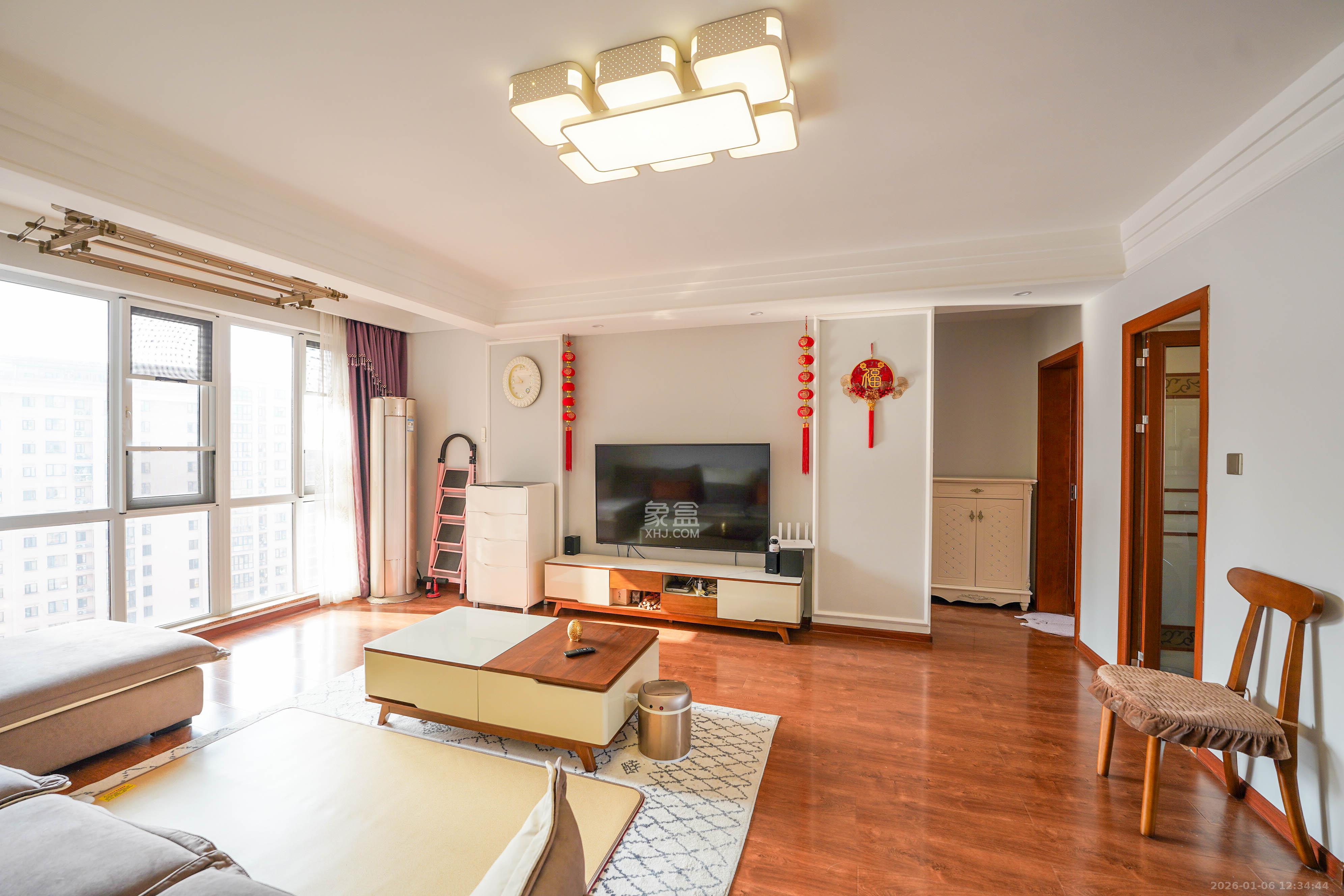 丽发新城  3室2厅2卫    99.0万