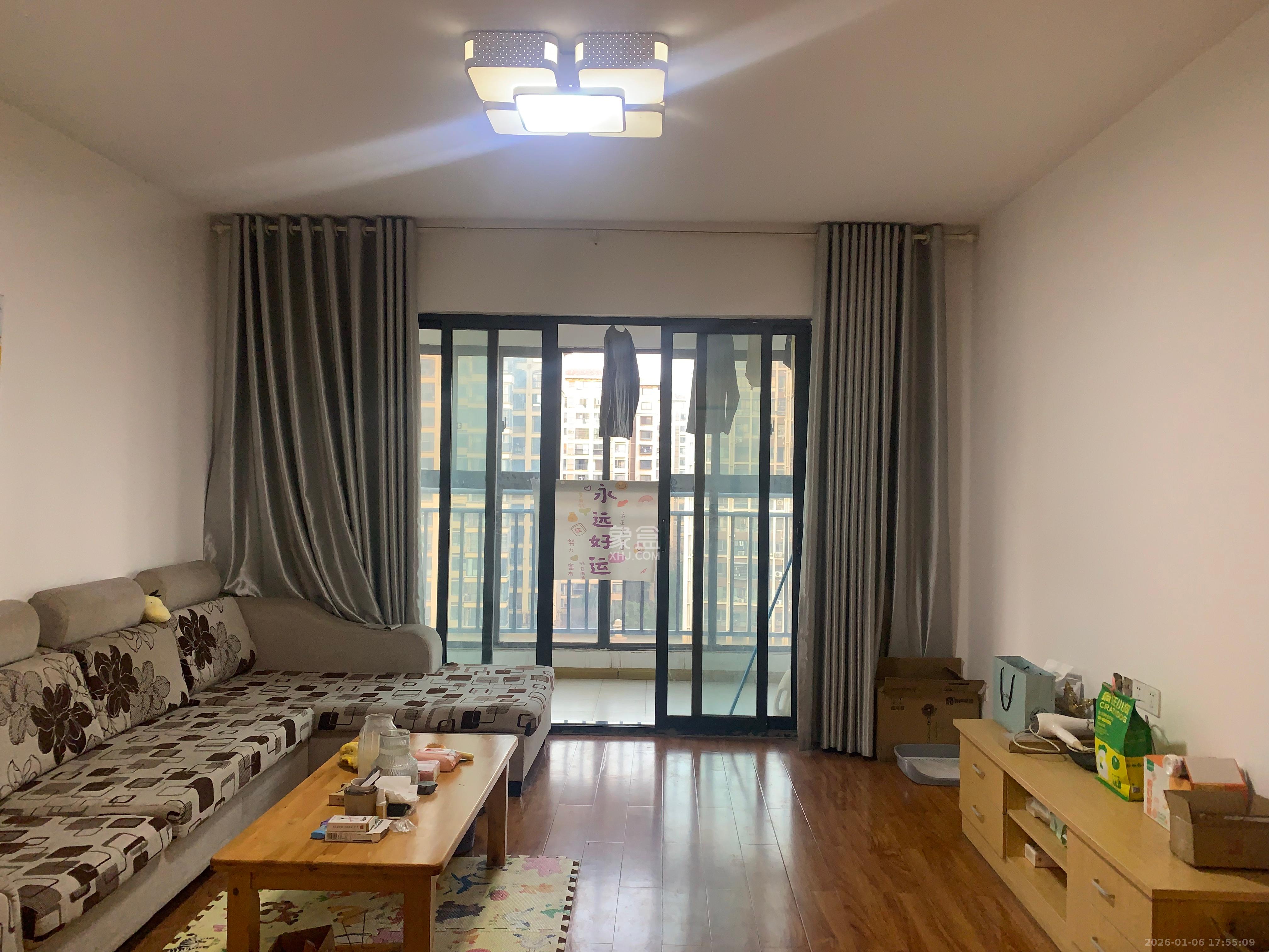 中建芙蓉嘉苑  3室2厅2卫    2100.0元/月