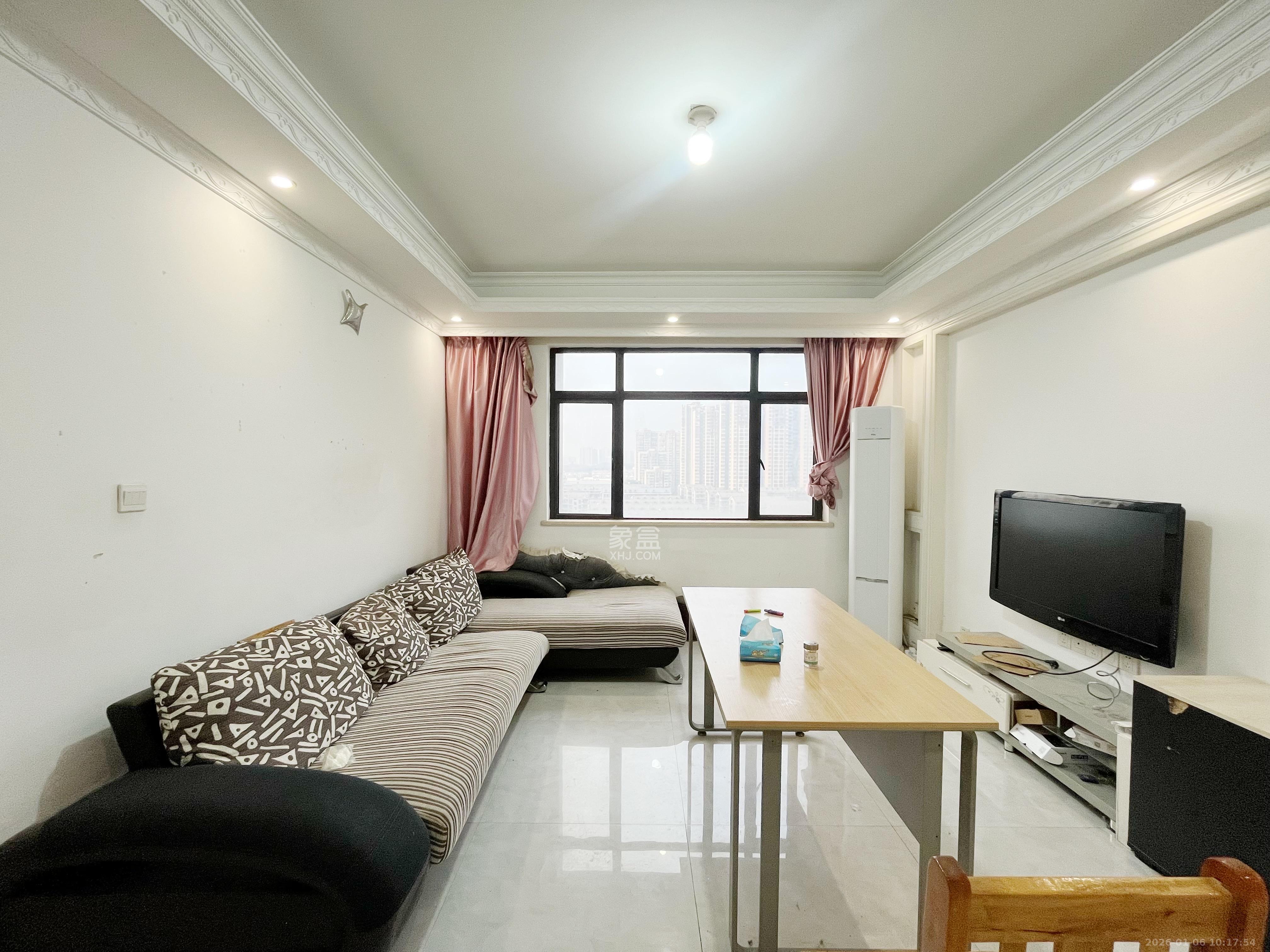 中央美郡  3室2厅1卫    3300.0元/月