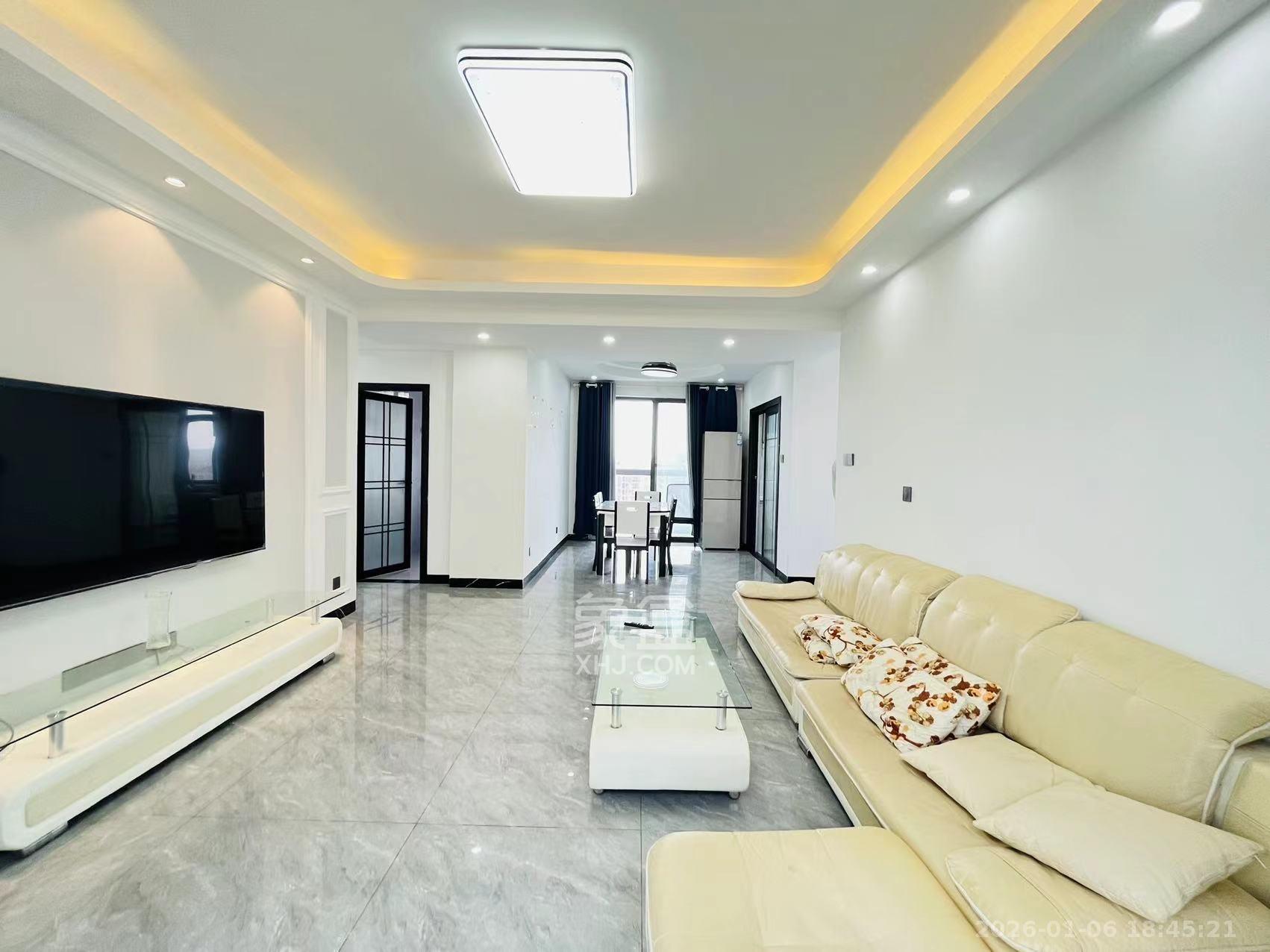 恒泰广场  4室2厅2卫    3000.0元/月