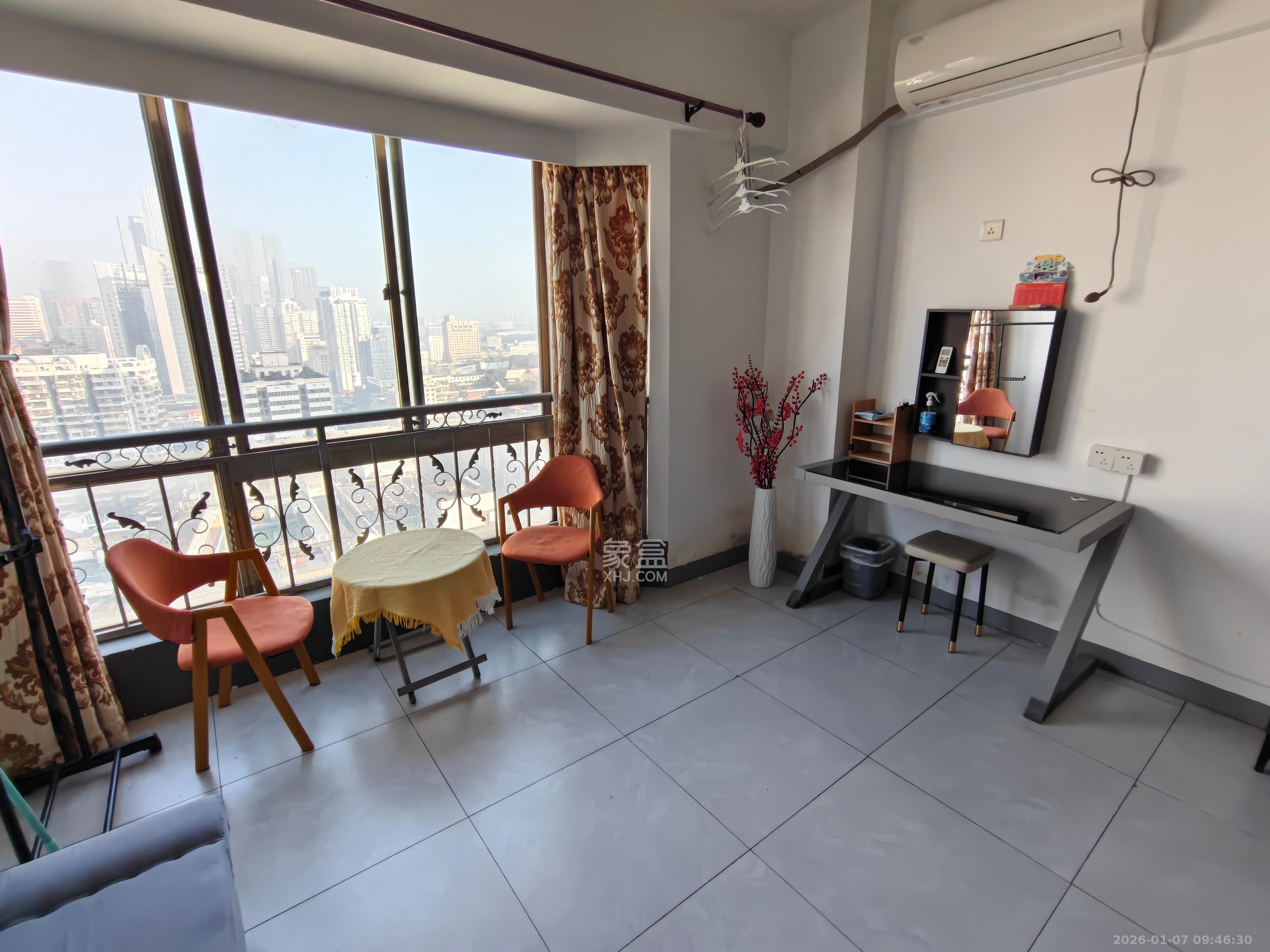 和府  1室1厅1卫    1600.0元/月