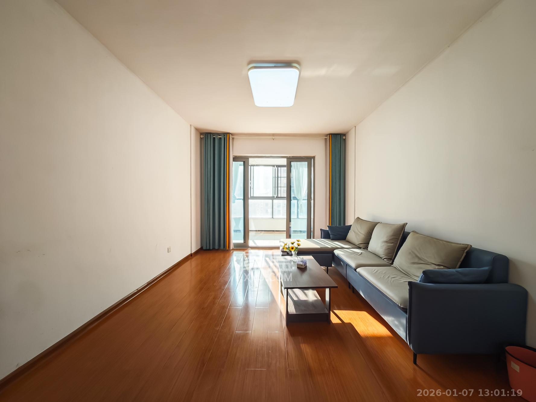 钱隆世家  3室2厅2卫    72.8万