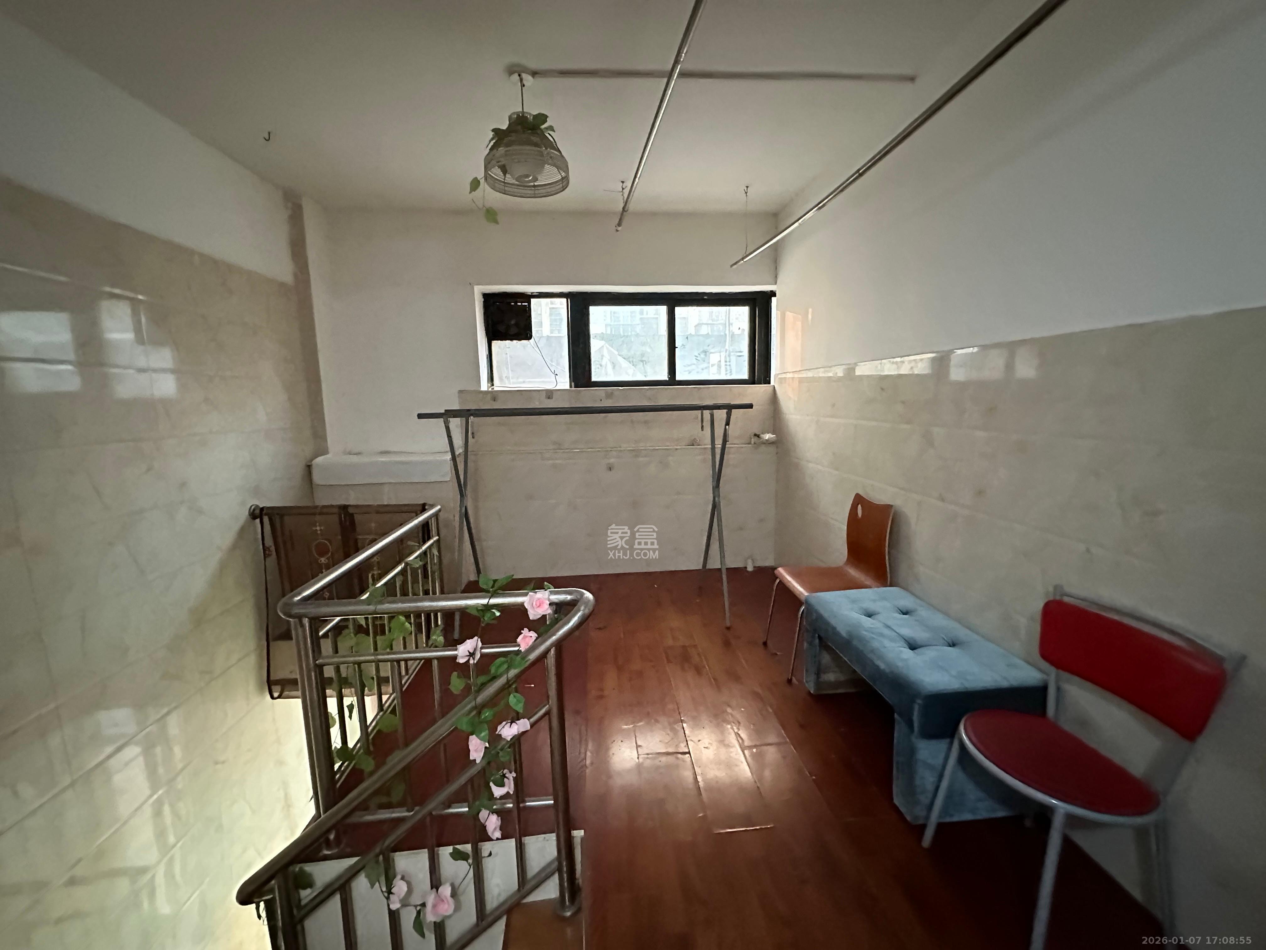 浏阳河畔家园   60.0㎡      5000.0元/月室内图