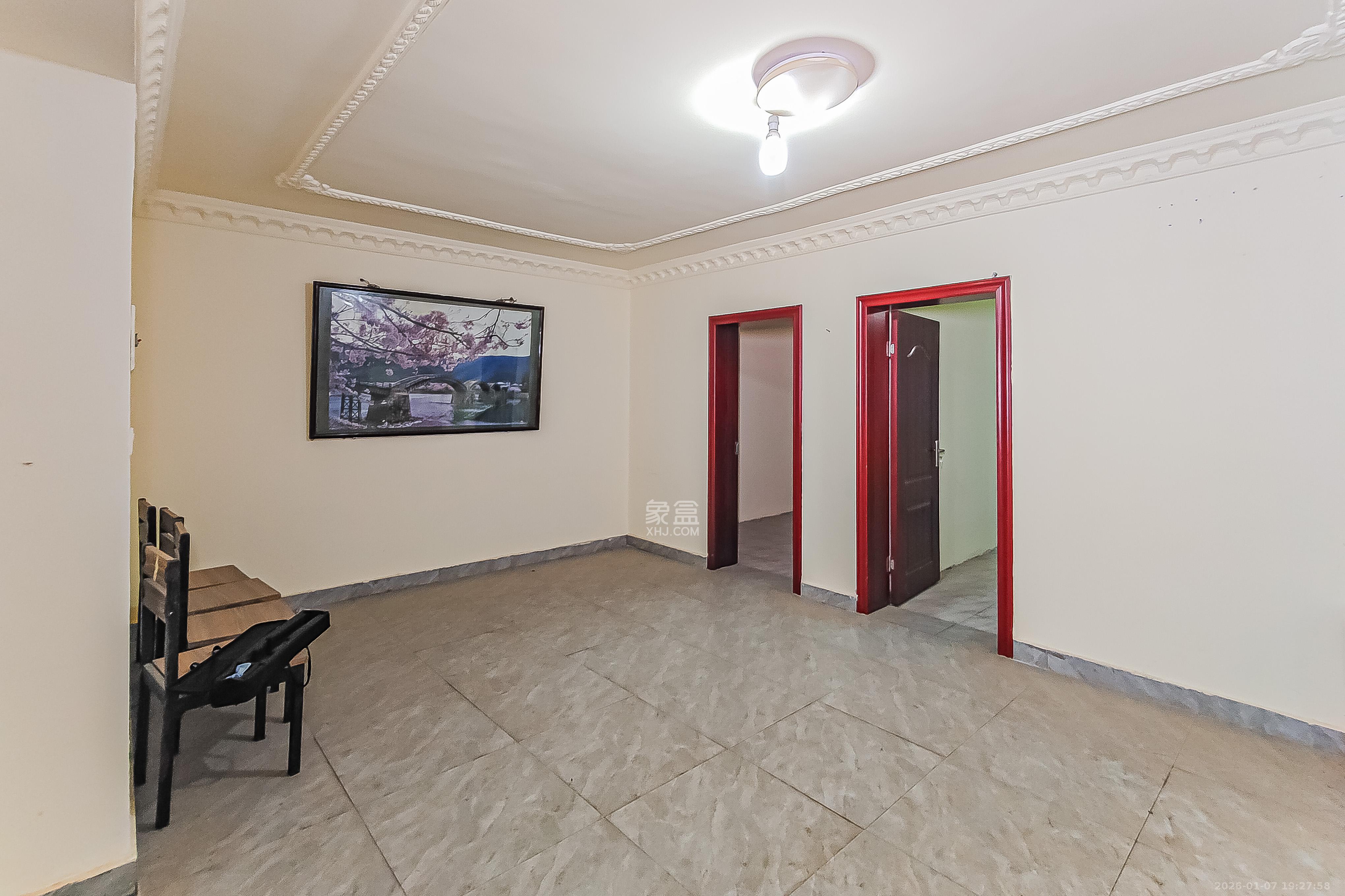 向家湾社区（含富湘公寓）  2室2厅1卫    62.0万