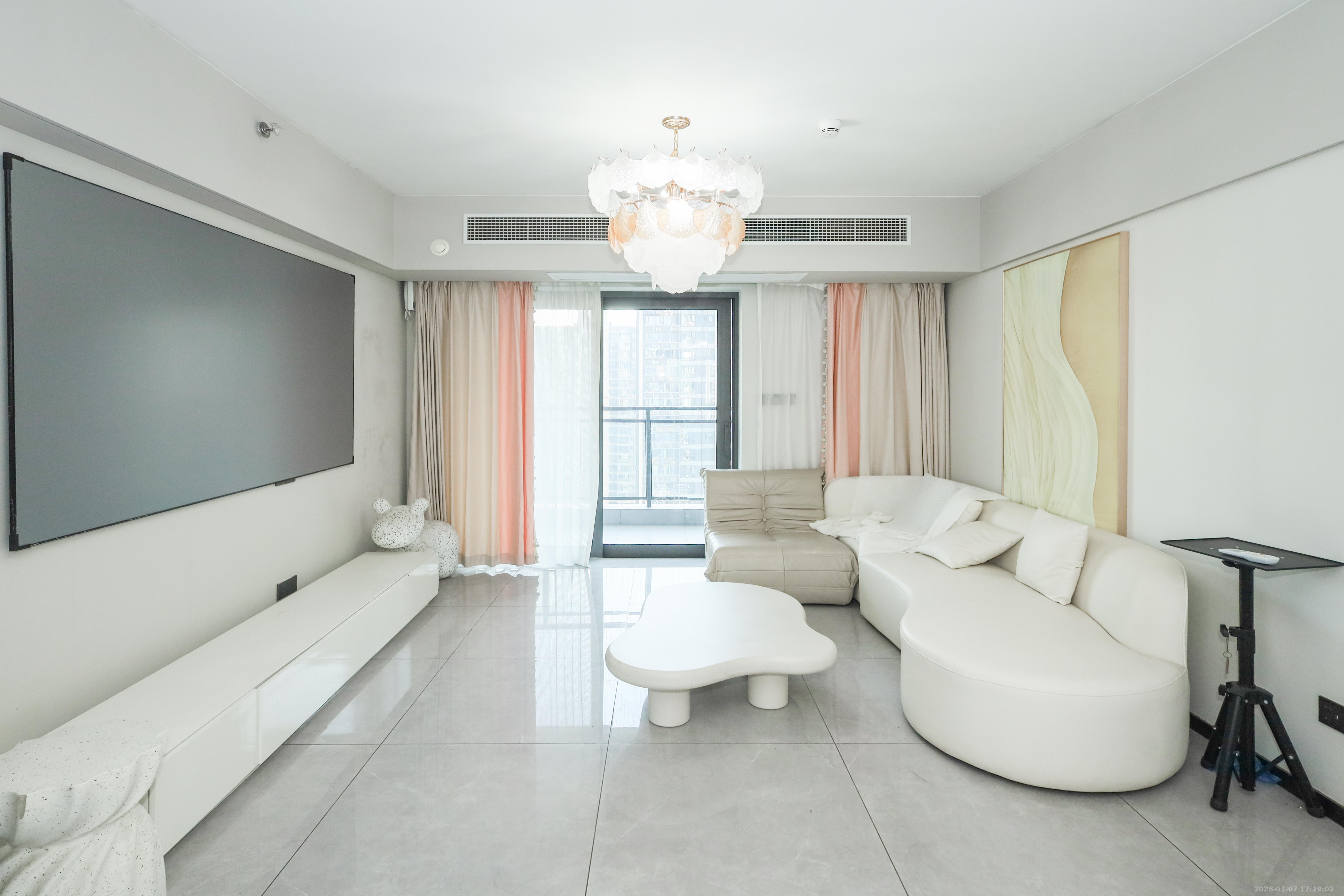 时代梅溪领峰  4室2厅2卫    158.0万