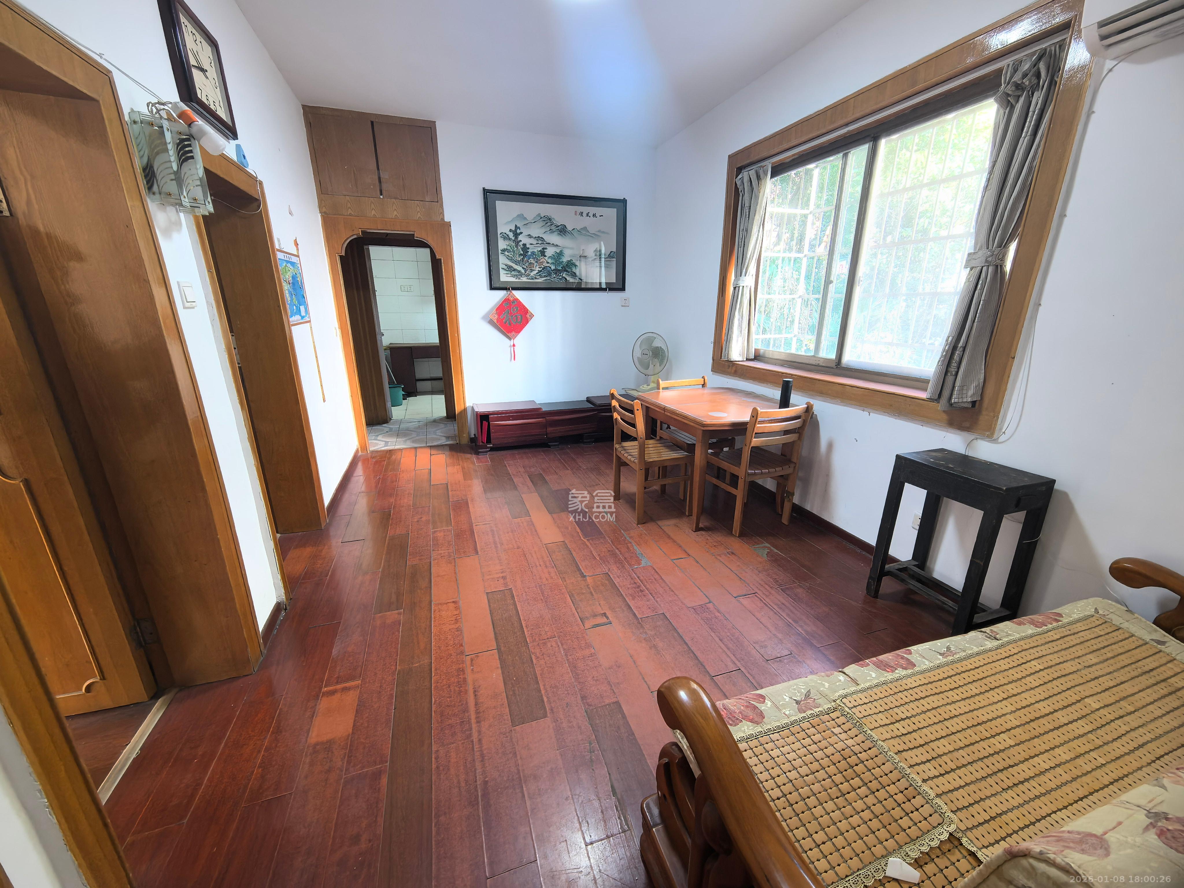 师大新华村  3室2厅2卫    3500.0元/月