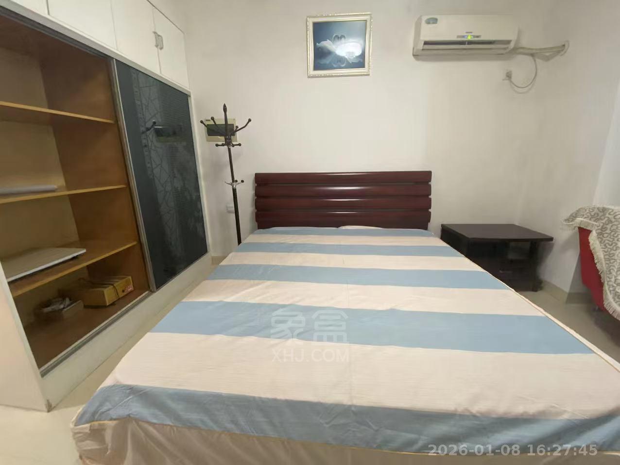 尚格名城向左向右  1室1厅1卫    1100.0元/月