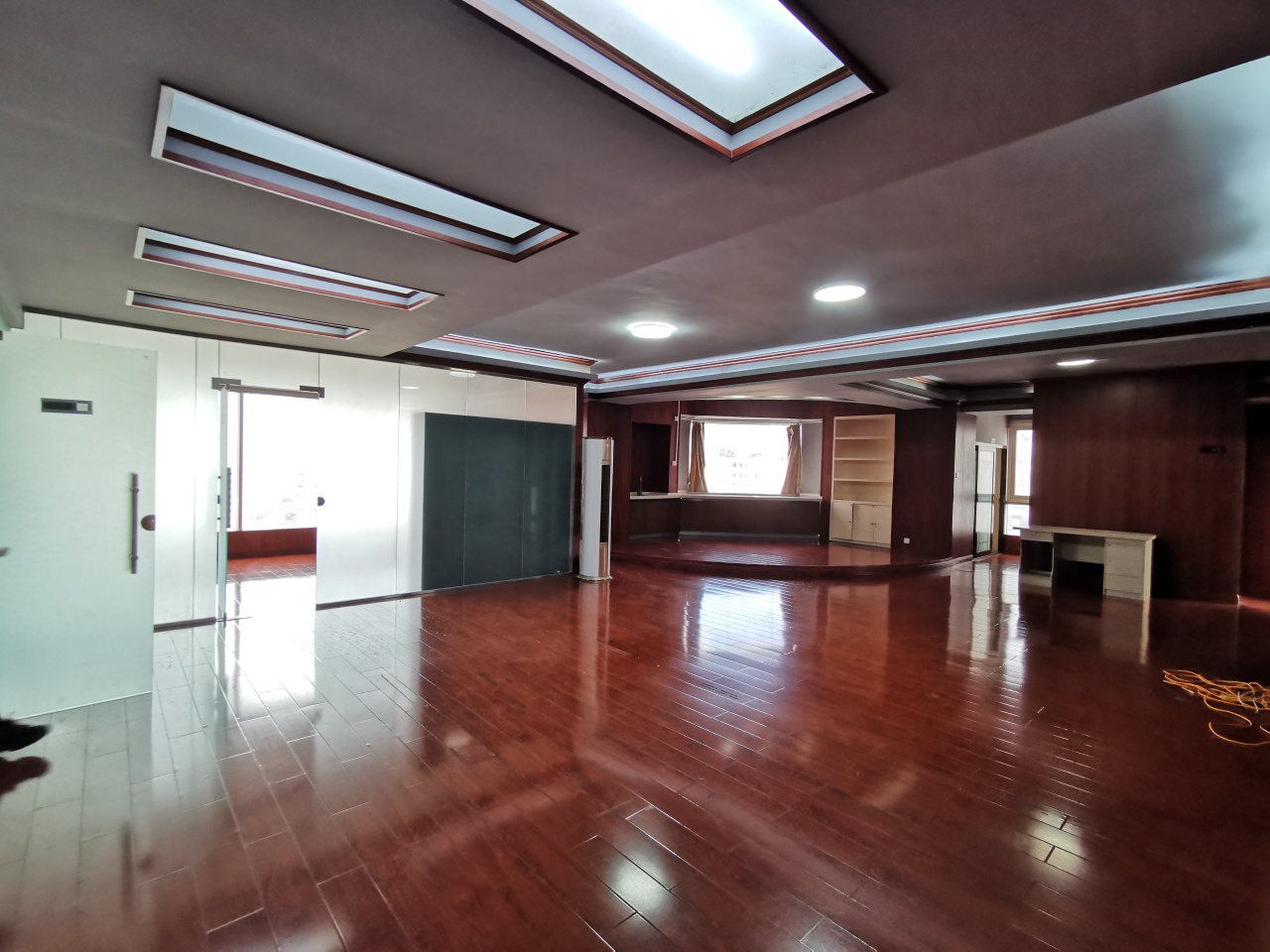 国贸中心   300.0㎡      10000.0元/月室内图