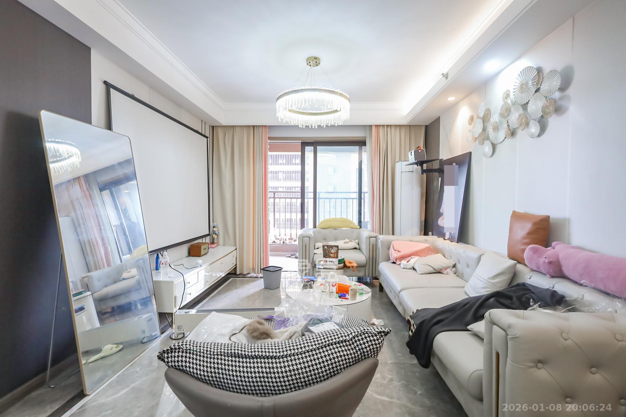 越秀悦湖台  3室1厅2卫    151.8万