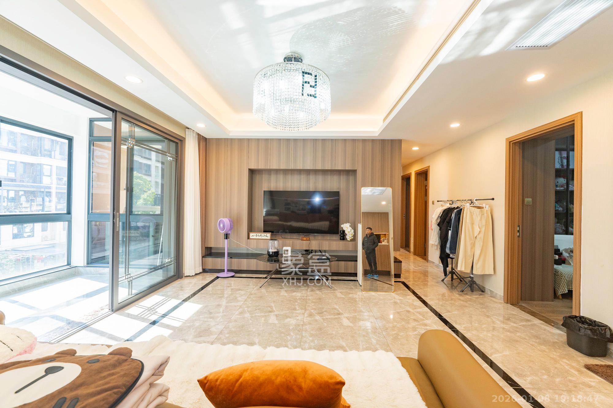 华远碧桂园海蓝城  4室2厅2卫    230.0万