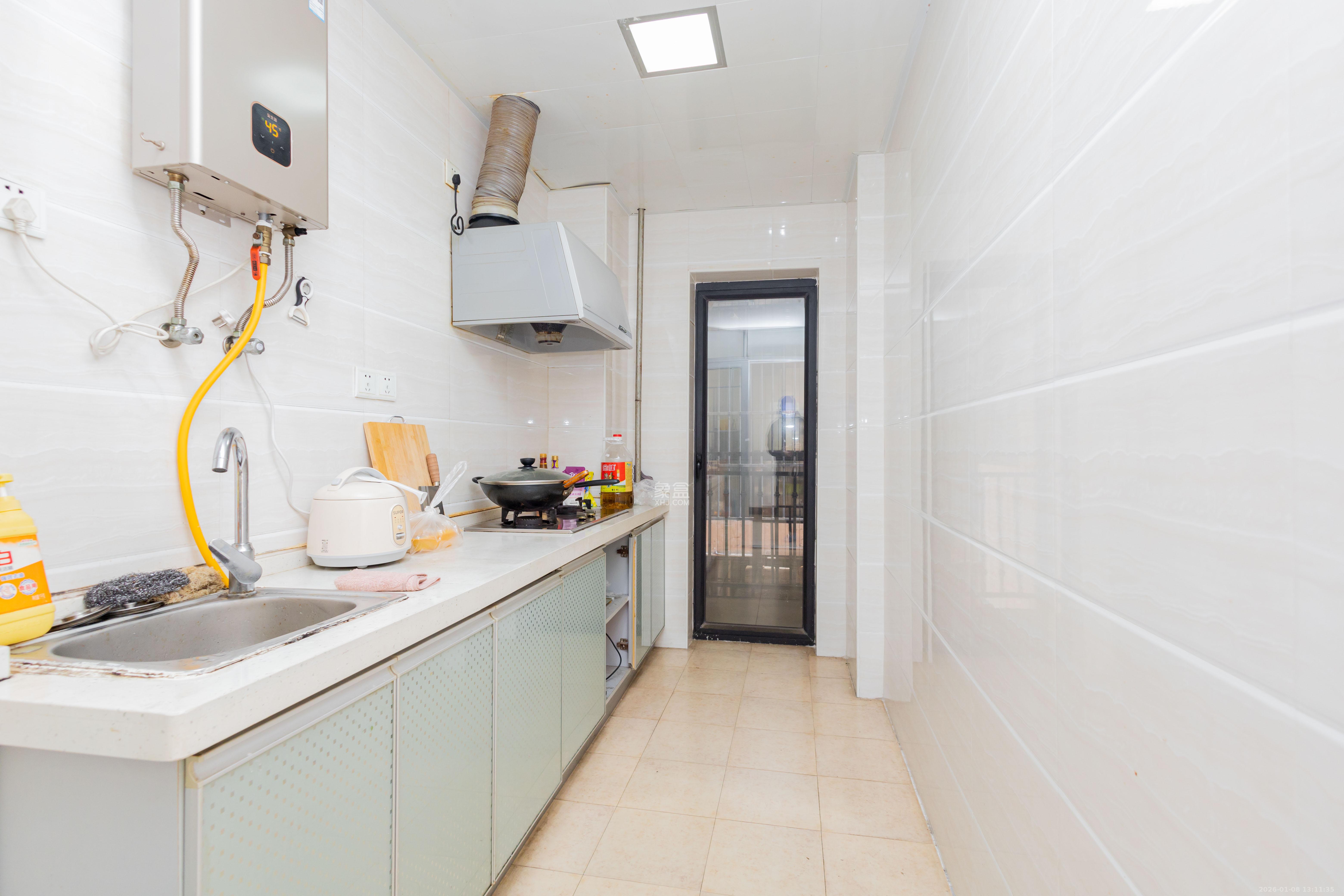 康桥长郡 2室2厅1卫 45.0万 康桥长郡 2室2厅1卫 45.0万厨房
