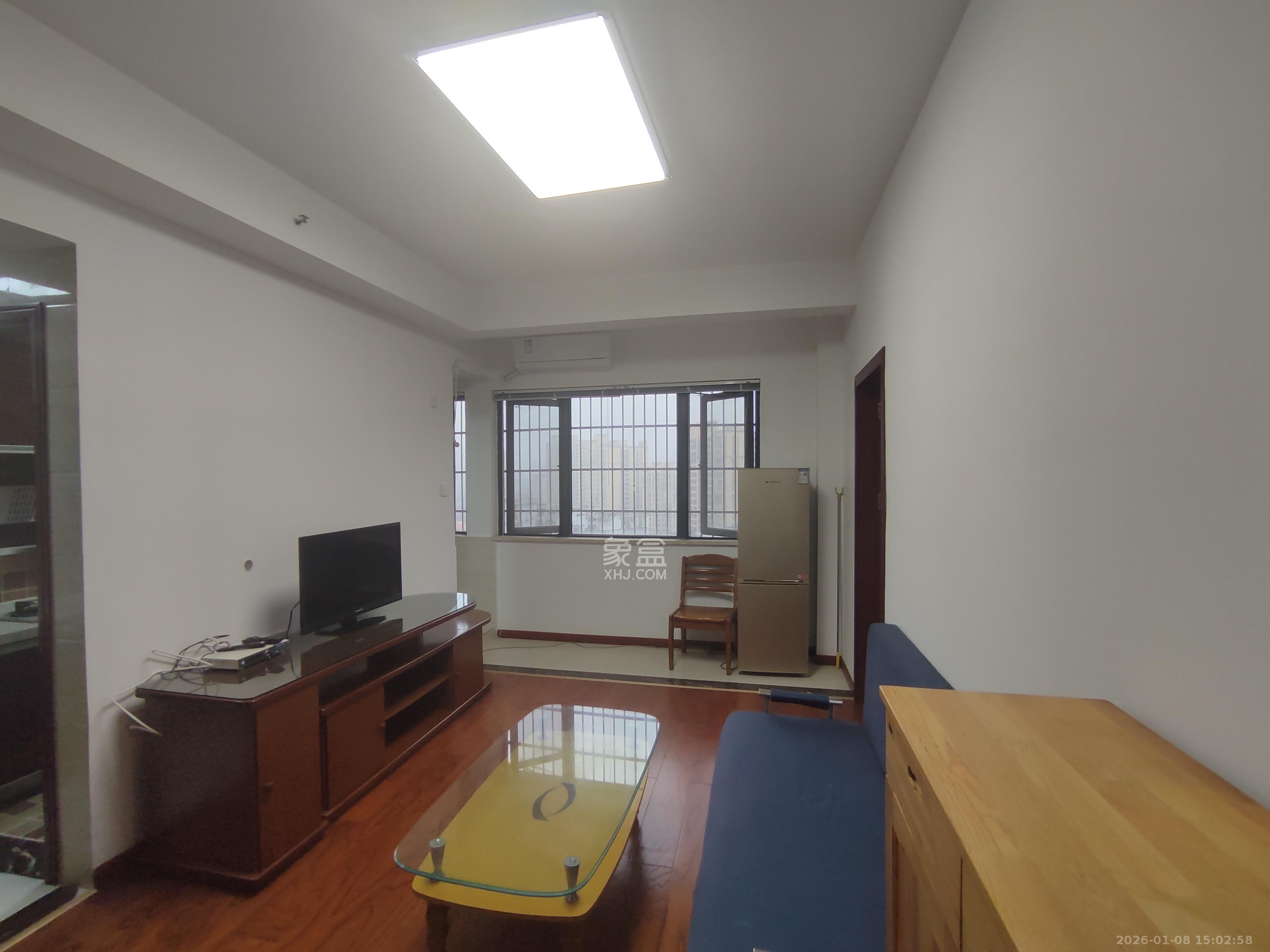 博林云栖  2室2厅1卫    2300.0元/月