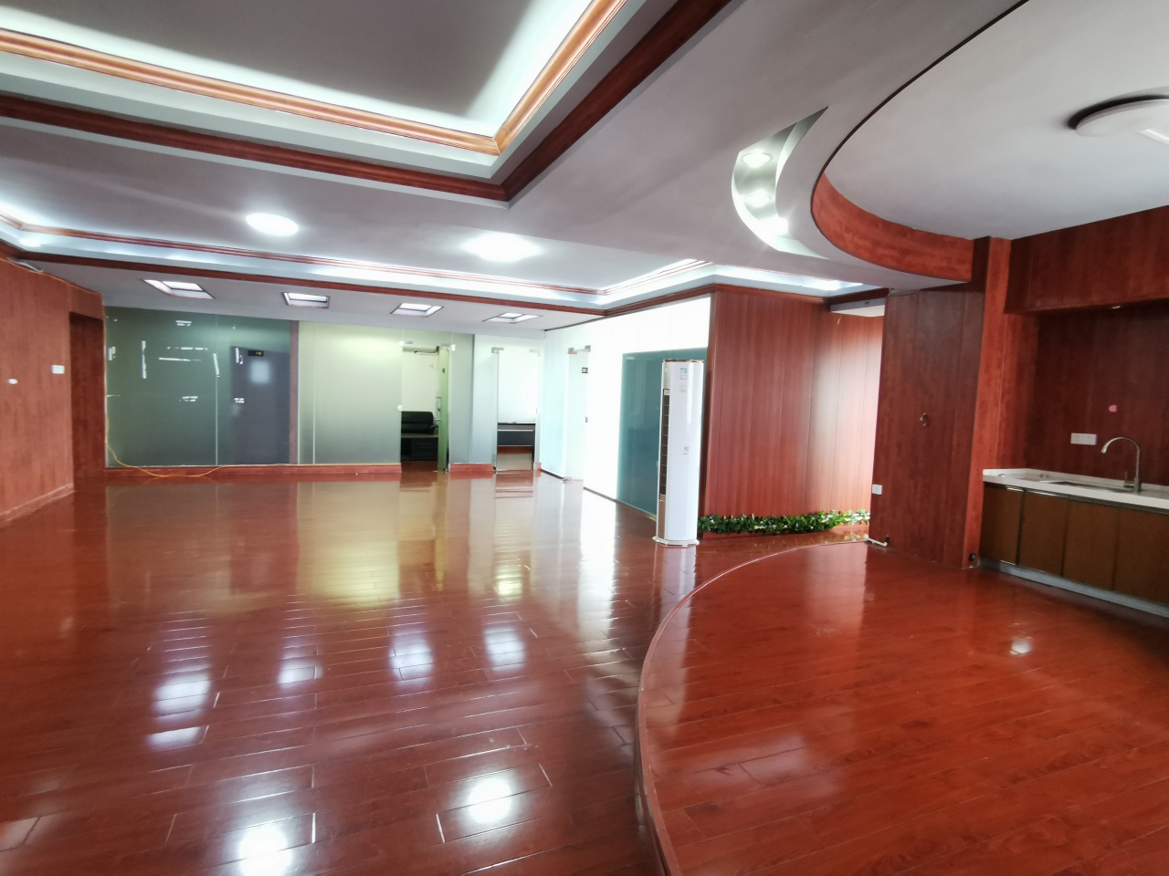 国贸中心   300.0㎡      10000.0元/月室内图