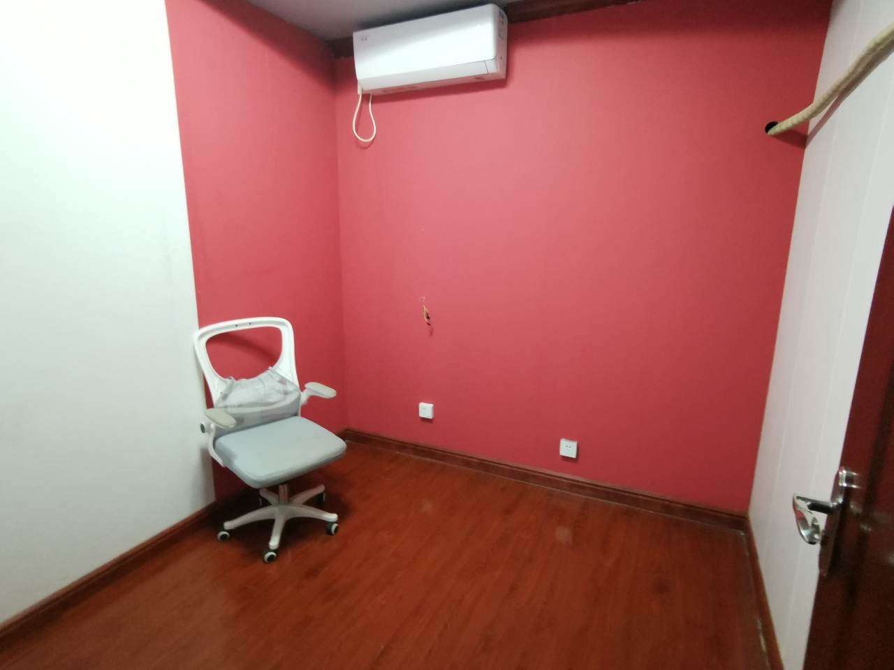 国贸中心   300.0㎡      10000.0元/月室内图