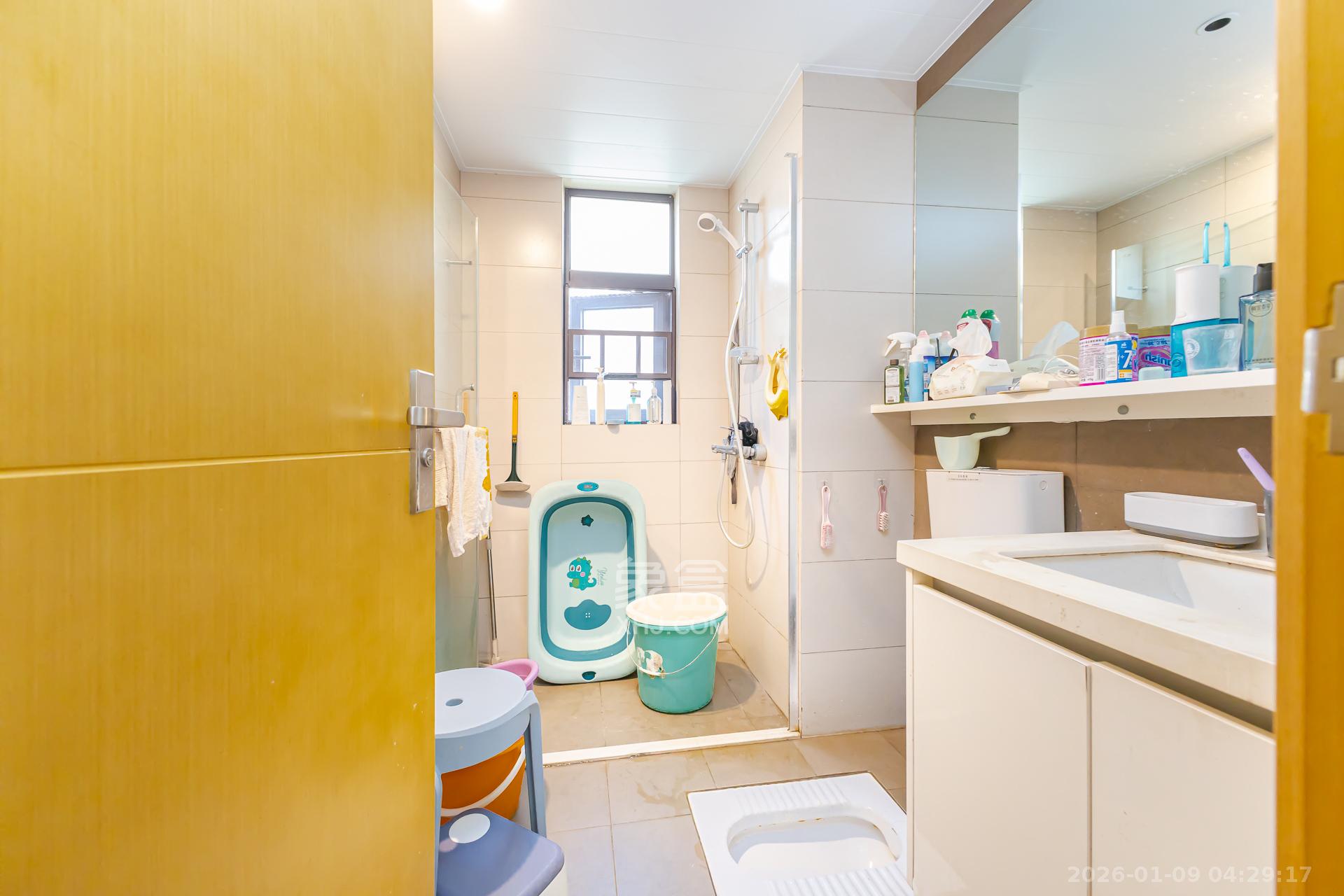 时代倾城四期  1室0厅0卫    95.0万卫生间