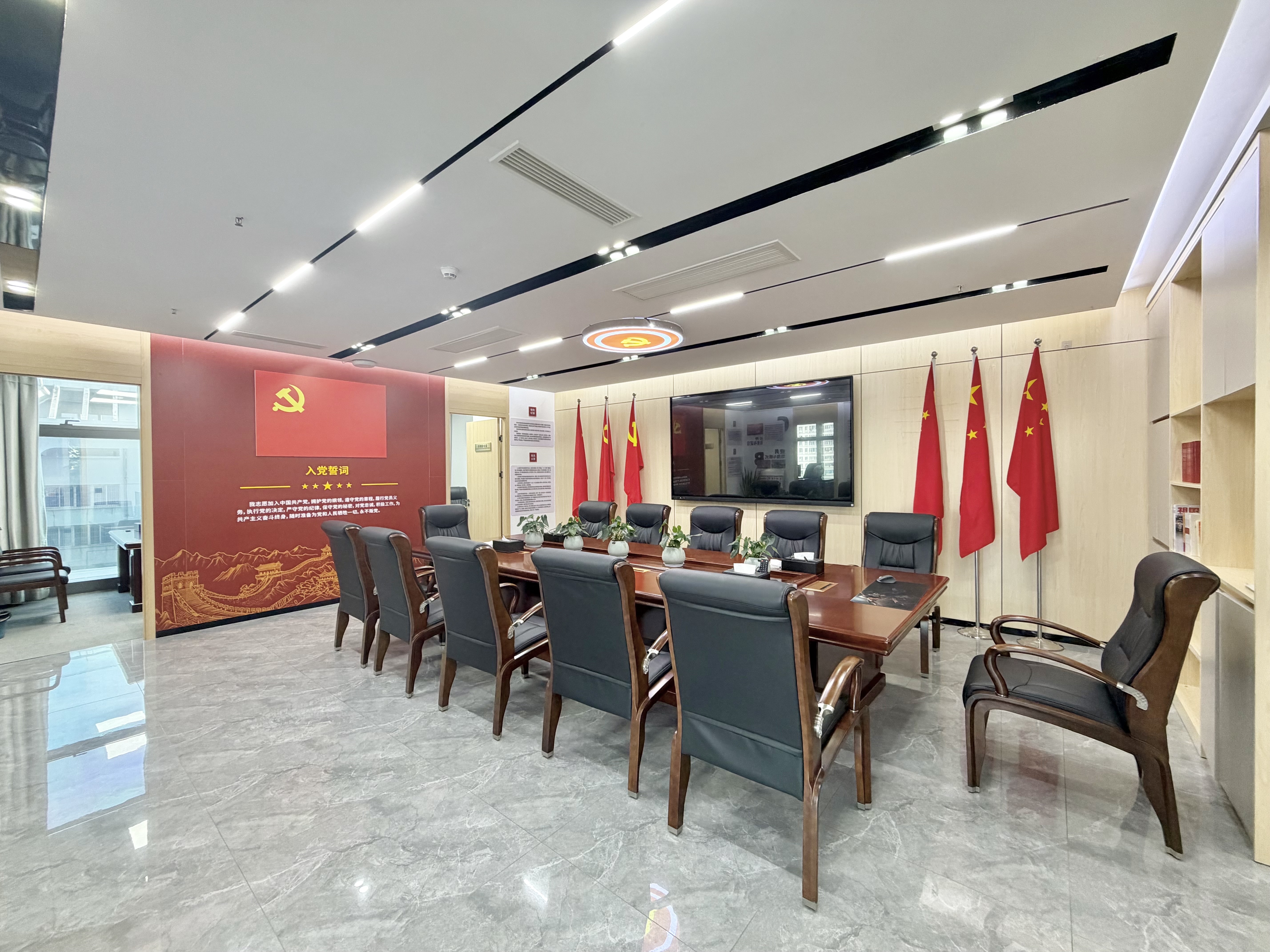 华润大厦   245.0㎡      17200.0元/月室内图