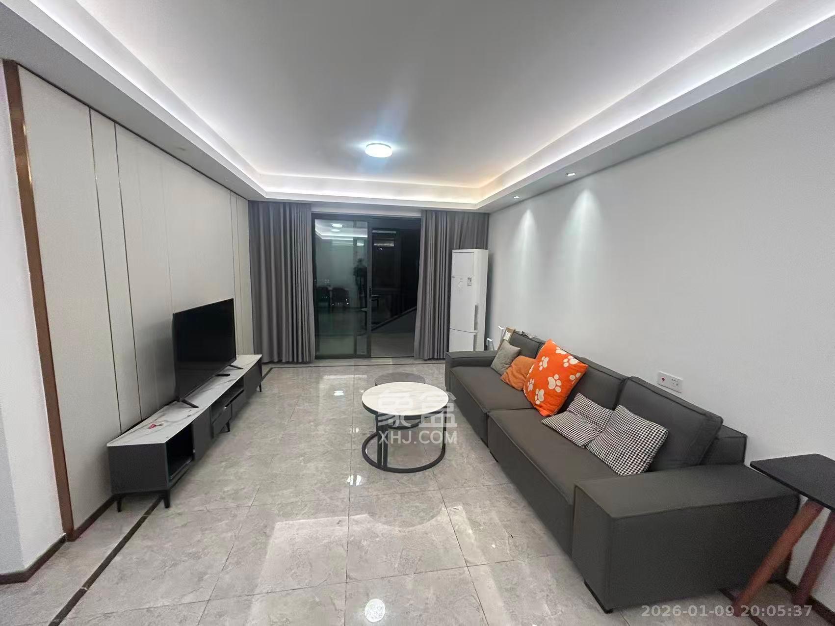 旭辉都会山  3室2厅2卫    3600.0元/月