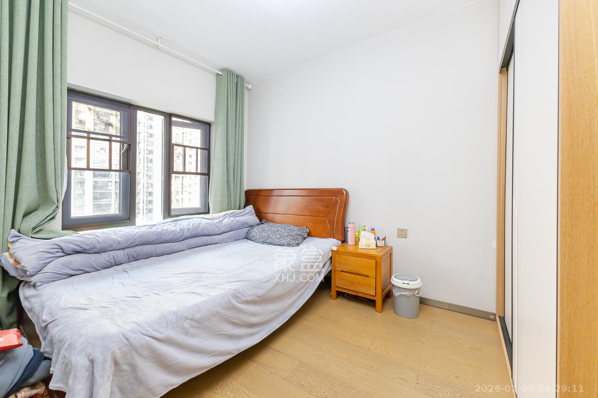 时代倾城四期  1室0厅0卫    95.0万卧室