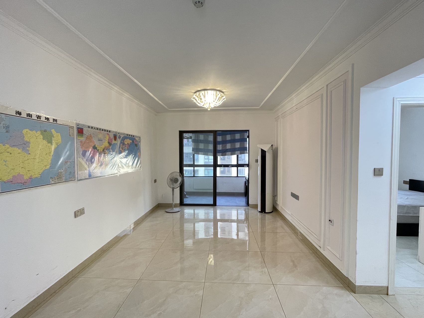 绿地海德公馆  2室2厅1卫    140.0万