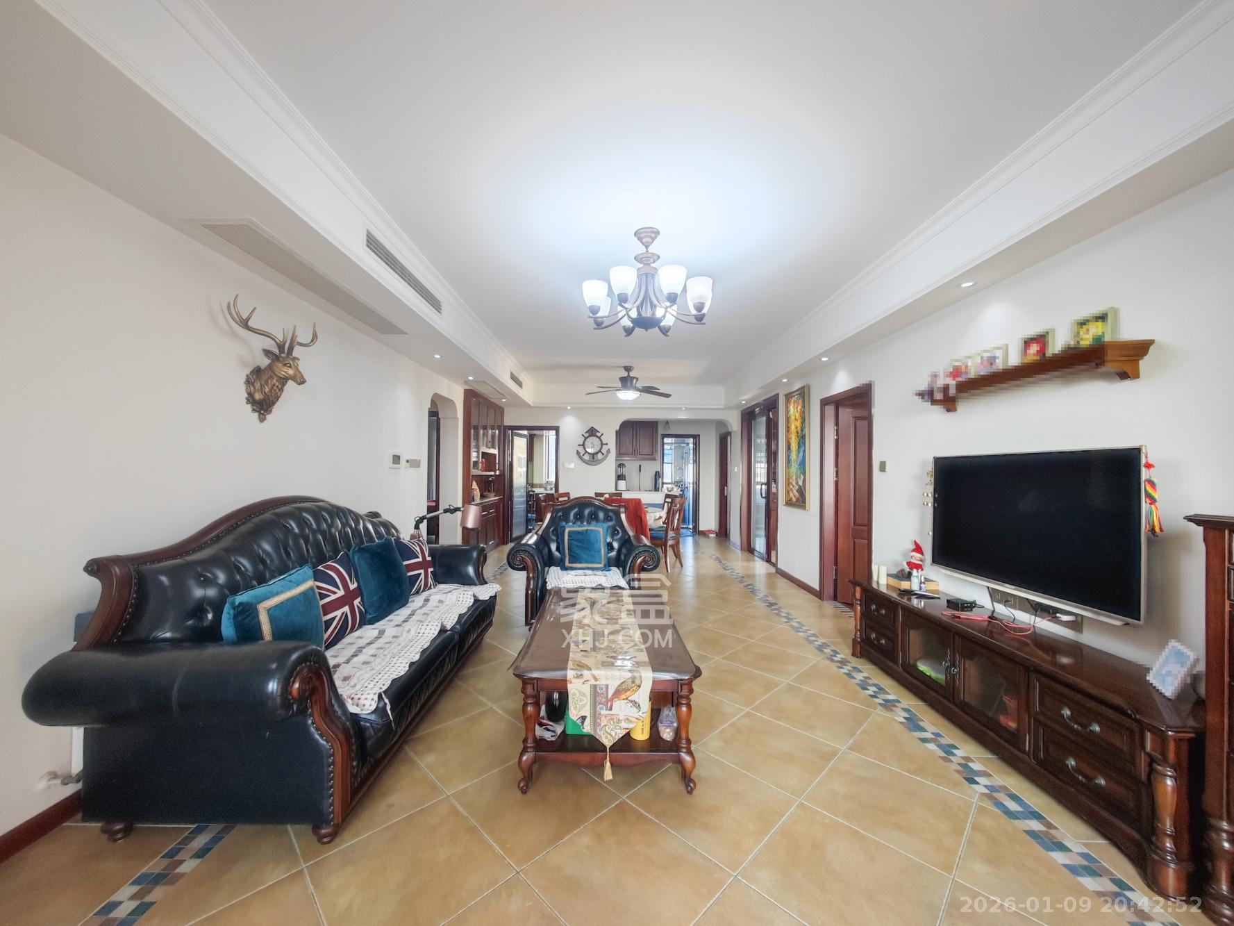 美洲故事高层  4室2厅2卫    135.0万