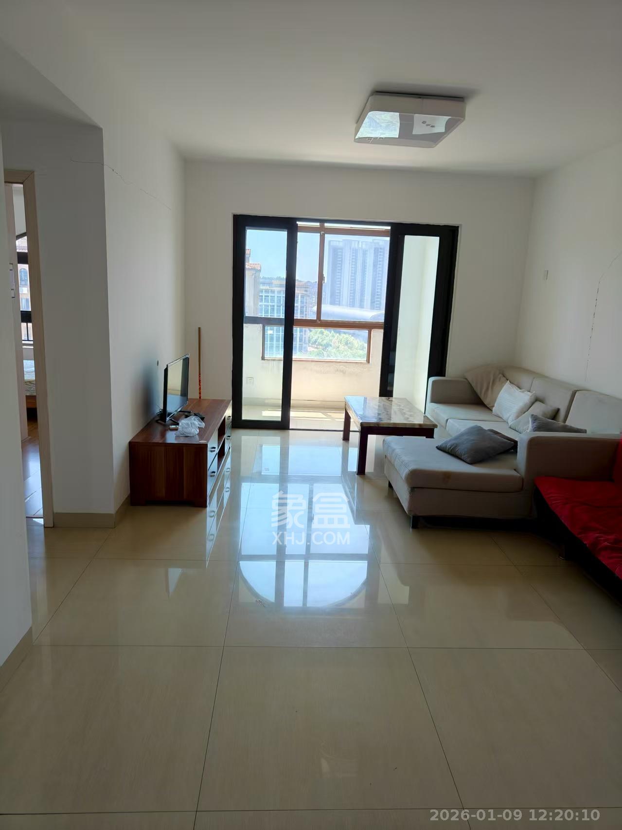 中信凯旋蓝岸（中信新城三期）  1室2厅1卫    1600.0元/月