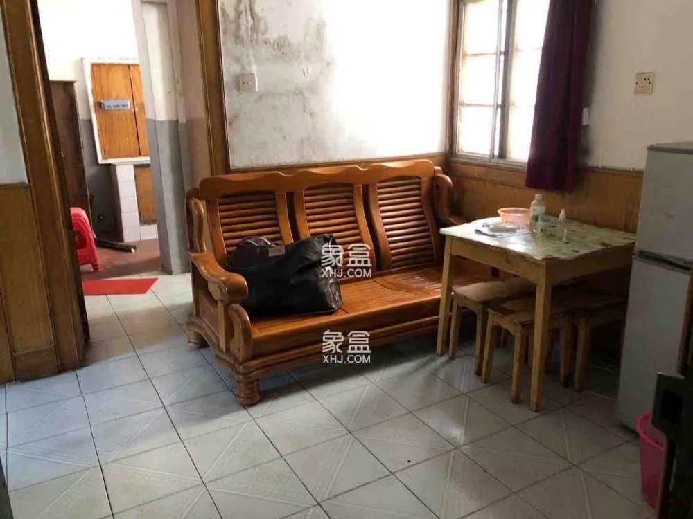 桥头社区  2室2厅1卫    15.0万