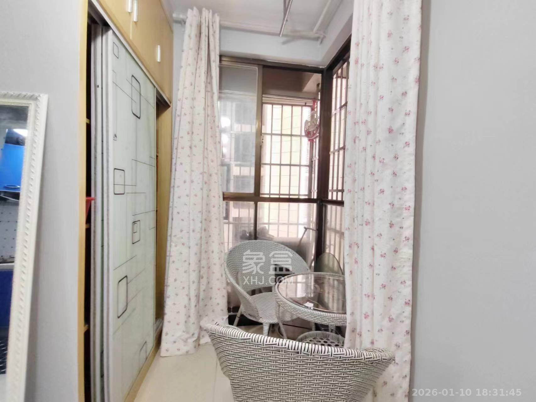 铂宫  1室1厅1卫    1800.0元/月