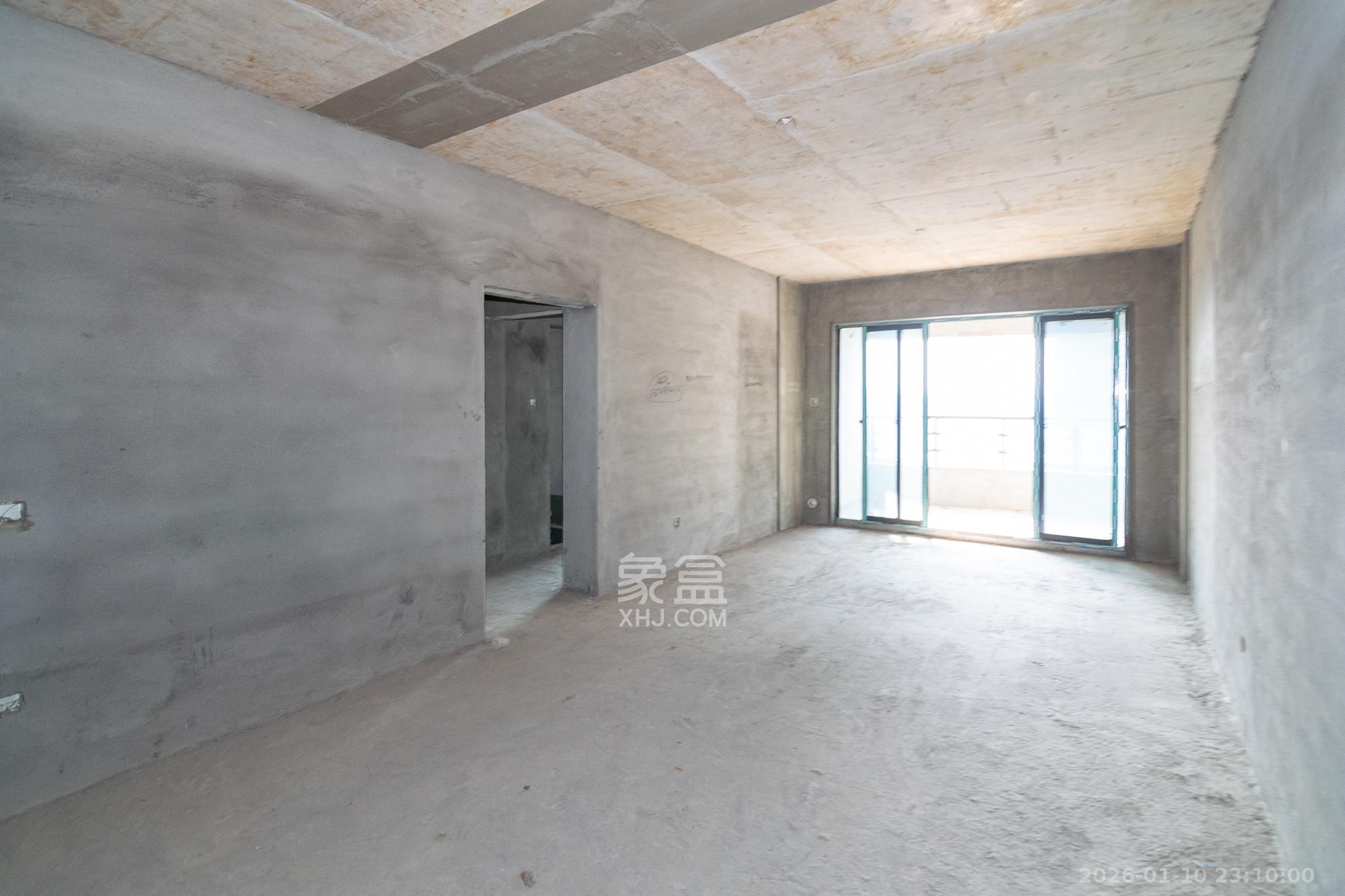 润和山水郡  3室2厅2卫    68.0万