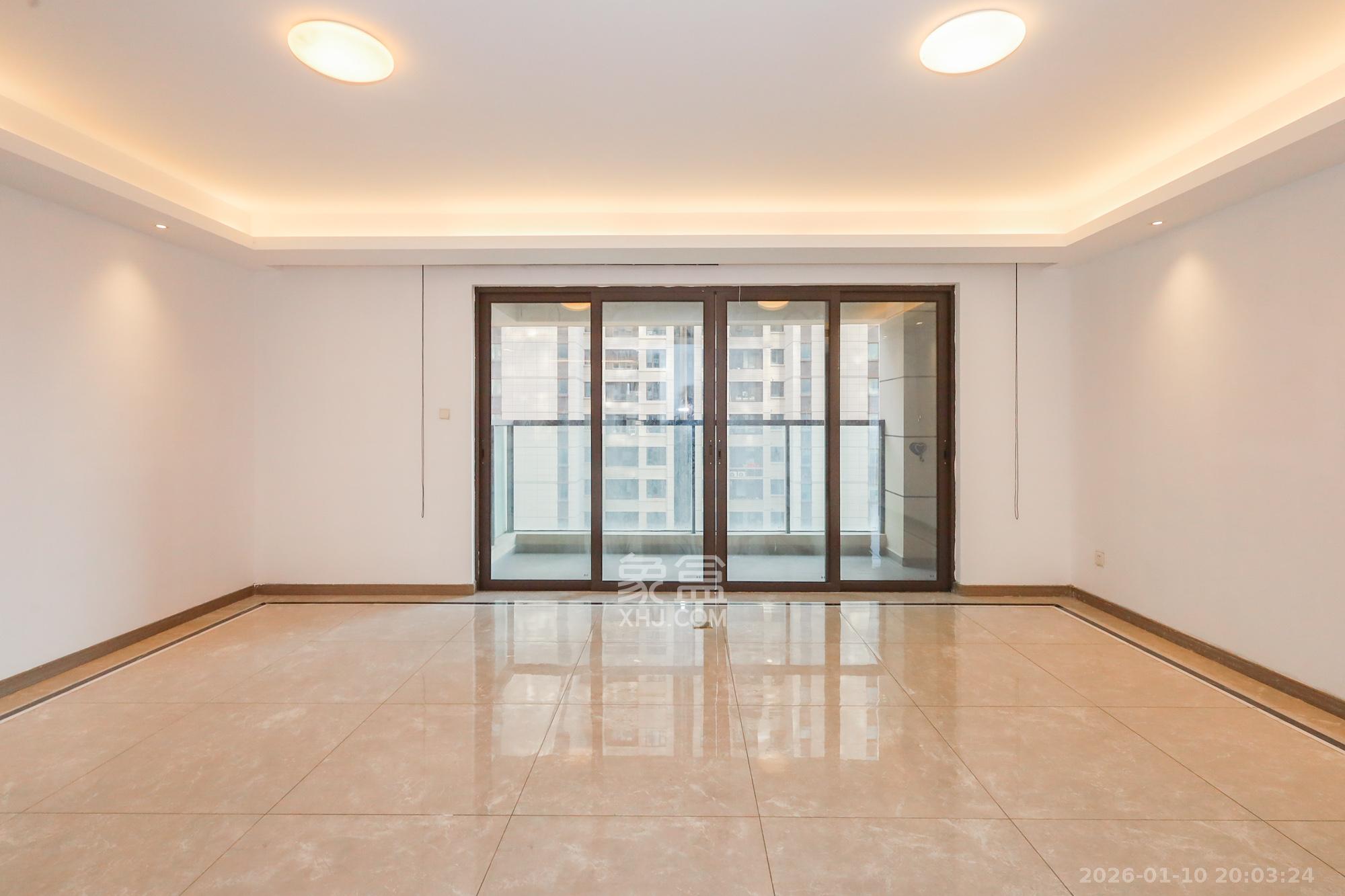 龙湖铂金中心（龙湖春江郦城）  3室2厅2卫    210.0万