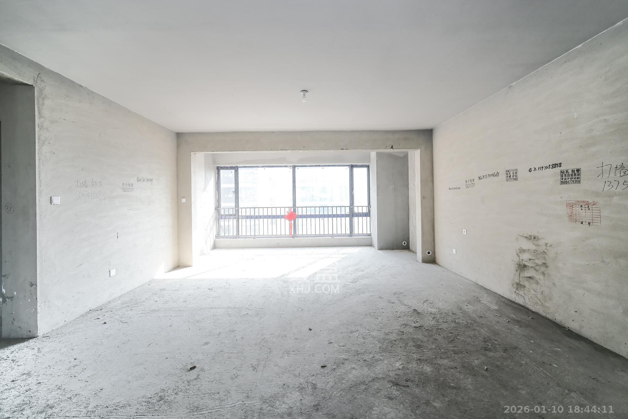 爱情天骄府  4室2厅2卫    95.0万