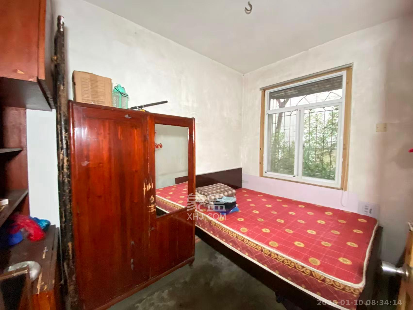 化油器厂宿舍  2室1厅1卫    35.0万