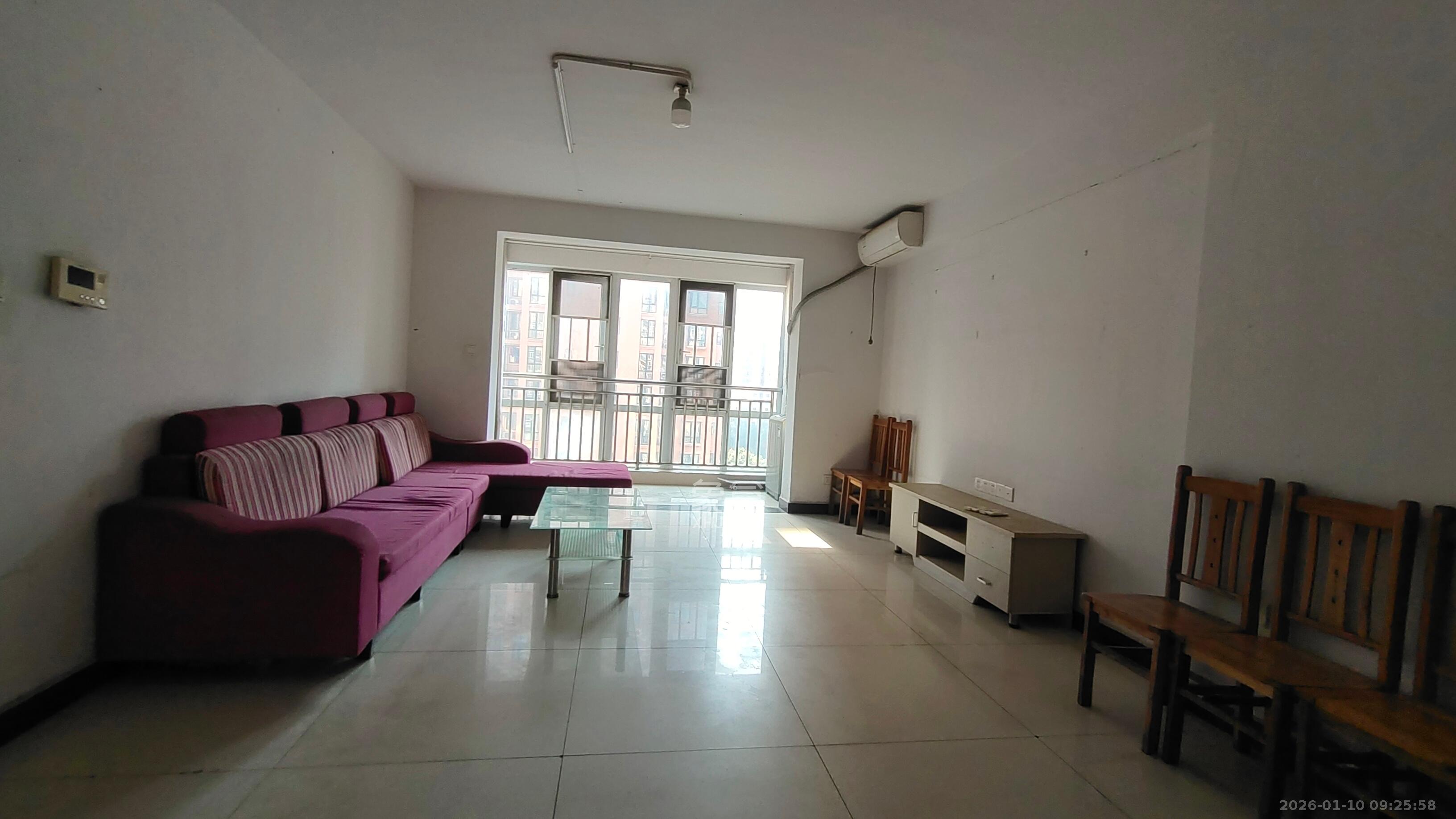 丽发新城 3室2厅2卫 2000.0元/月 丽发新城 3室2厅2卫 2000.0元/月室内图