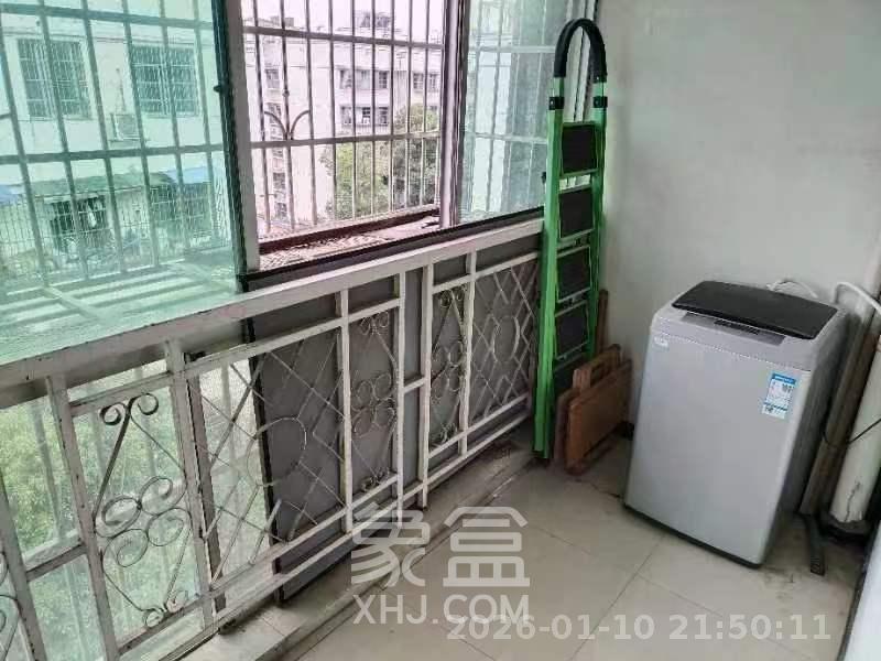 中南汽车世界  2室1厅1卫    1100.0元/月室内图