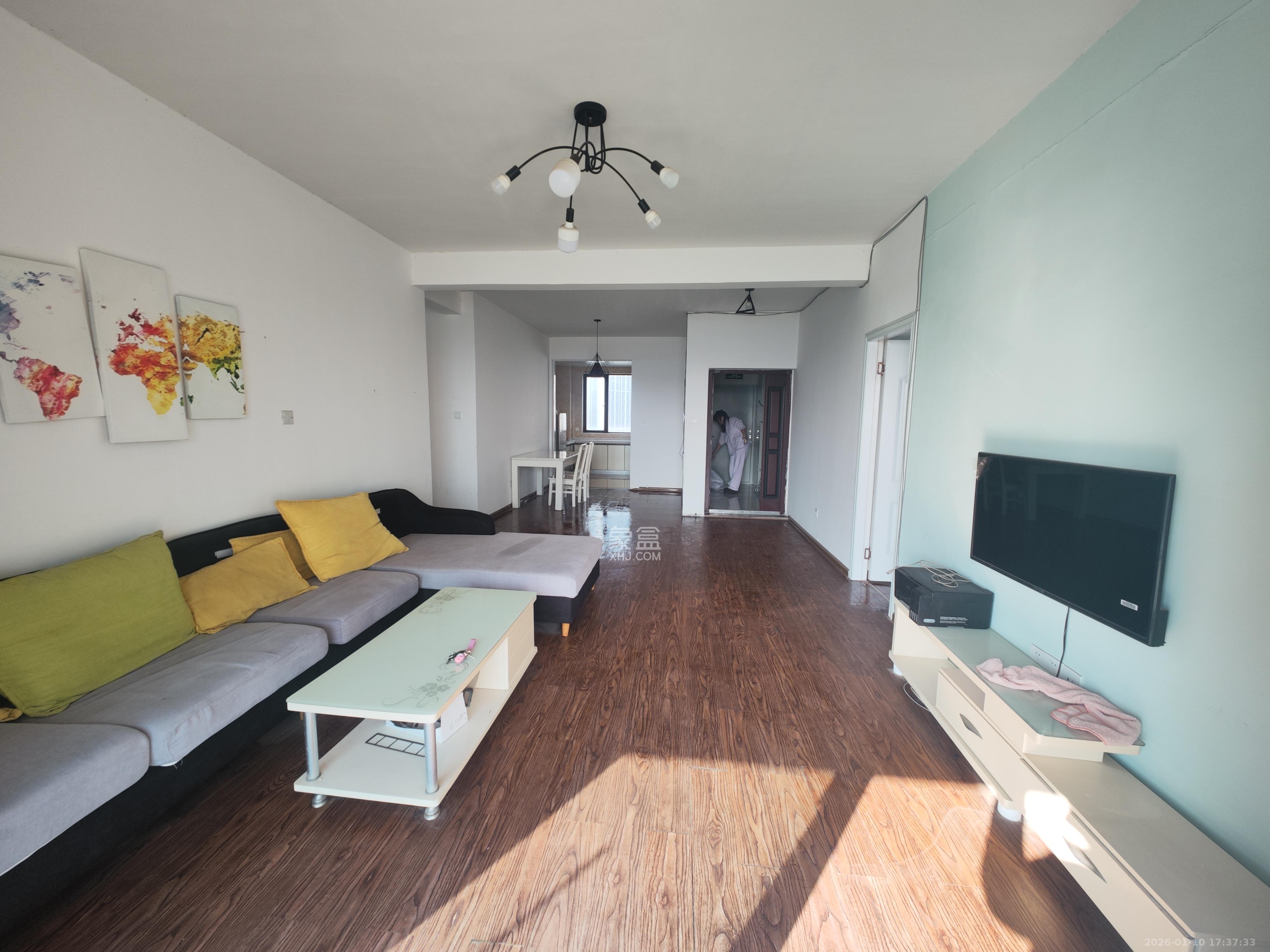 中国铁建洋湖苑  4室2厅2卫    2600.0元/月