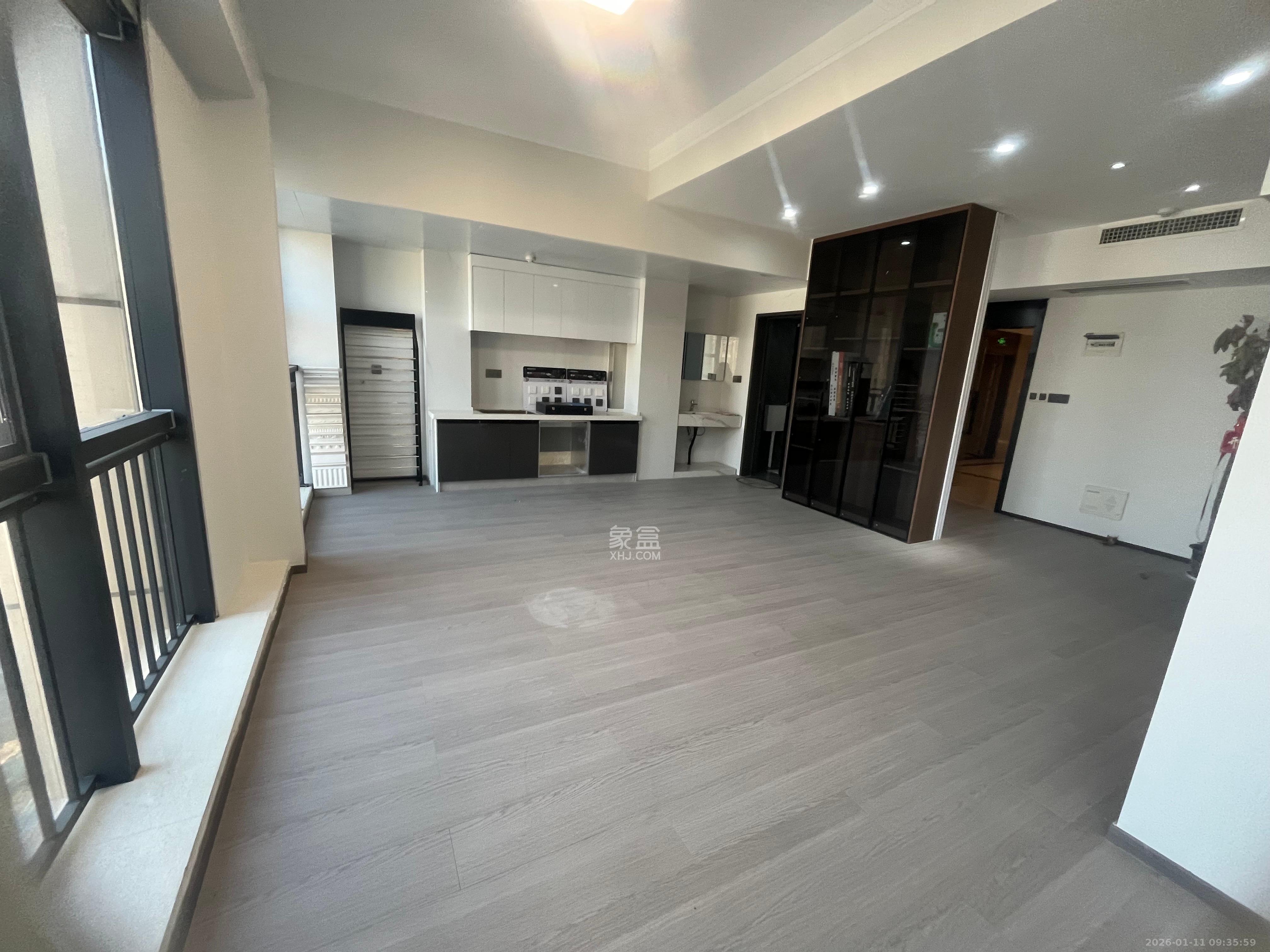 万坤图财富广场  1室1厅0卫    3800.0元/月室内图