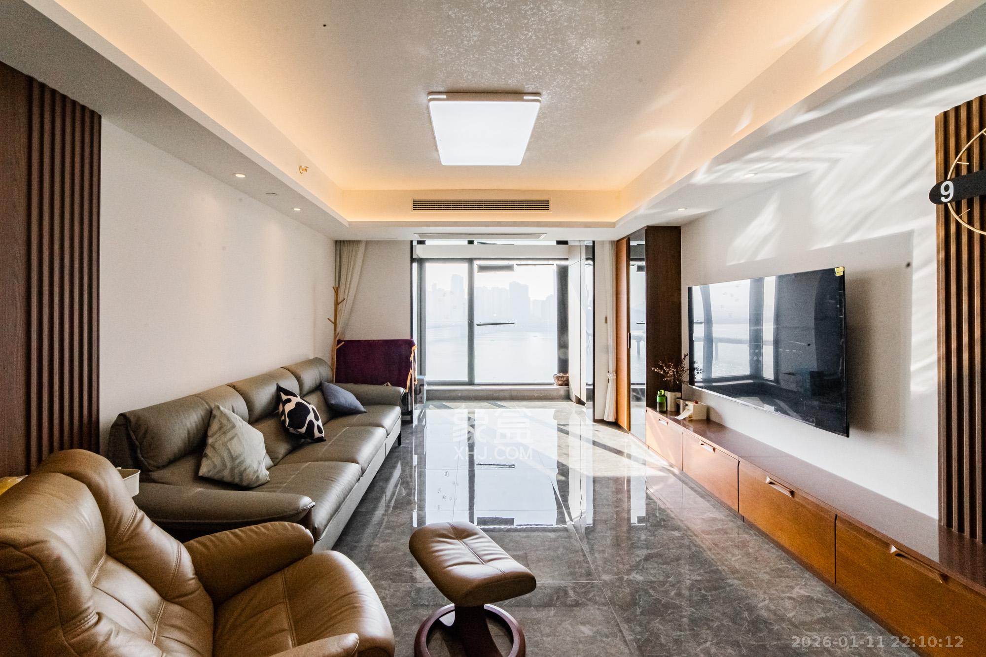 北辰瀚江府  3室2厅2卫    318.0万