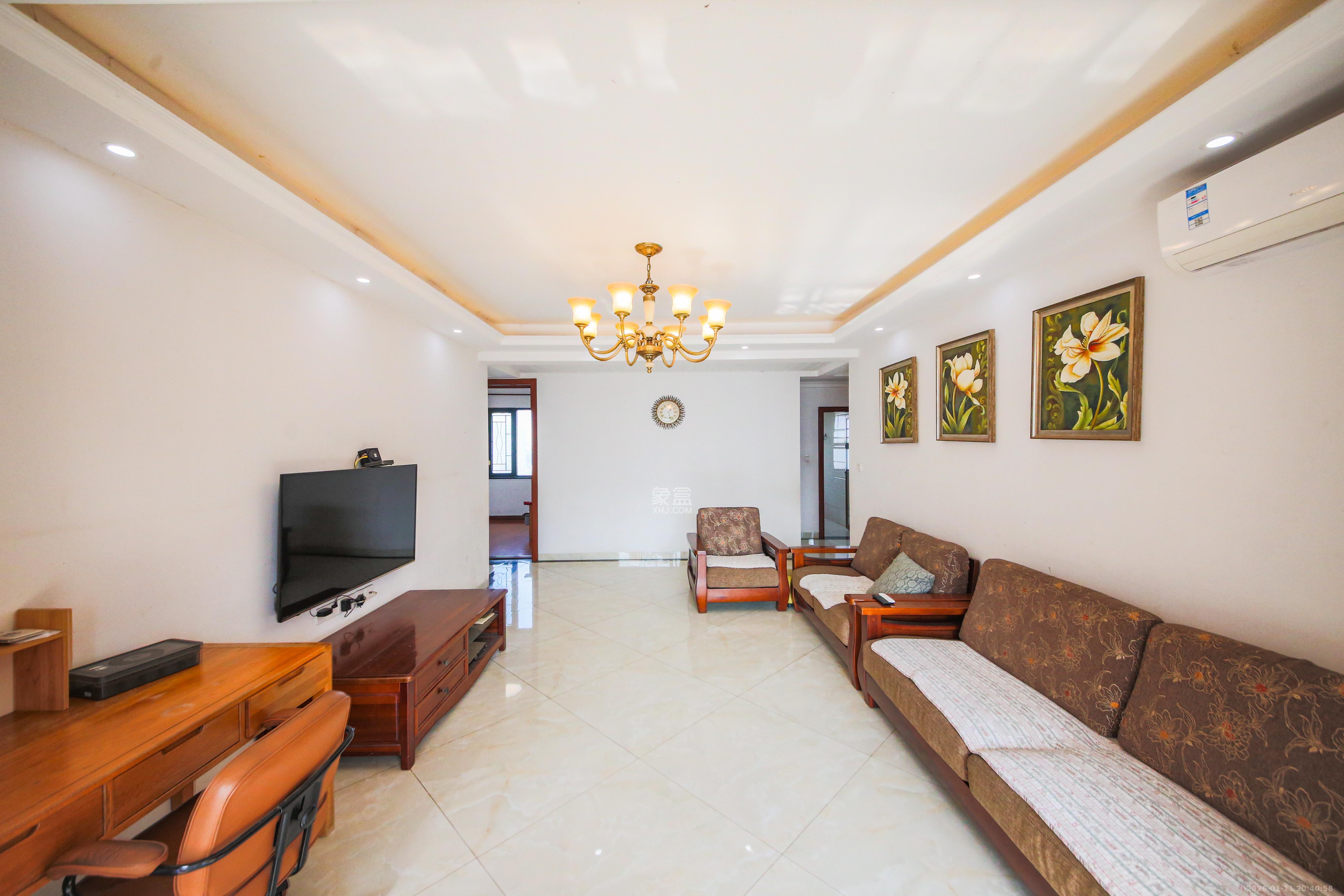 湘江雅颂居  4室2厅1卫    135.0万