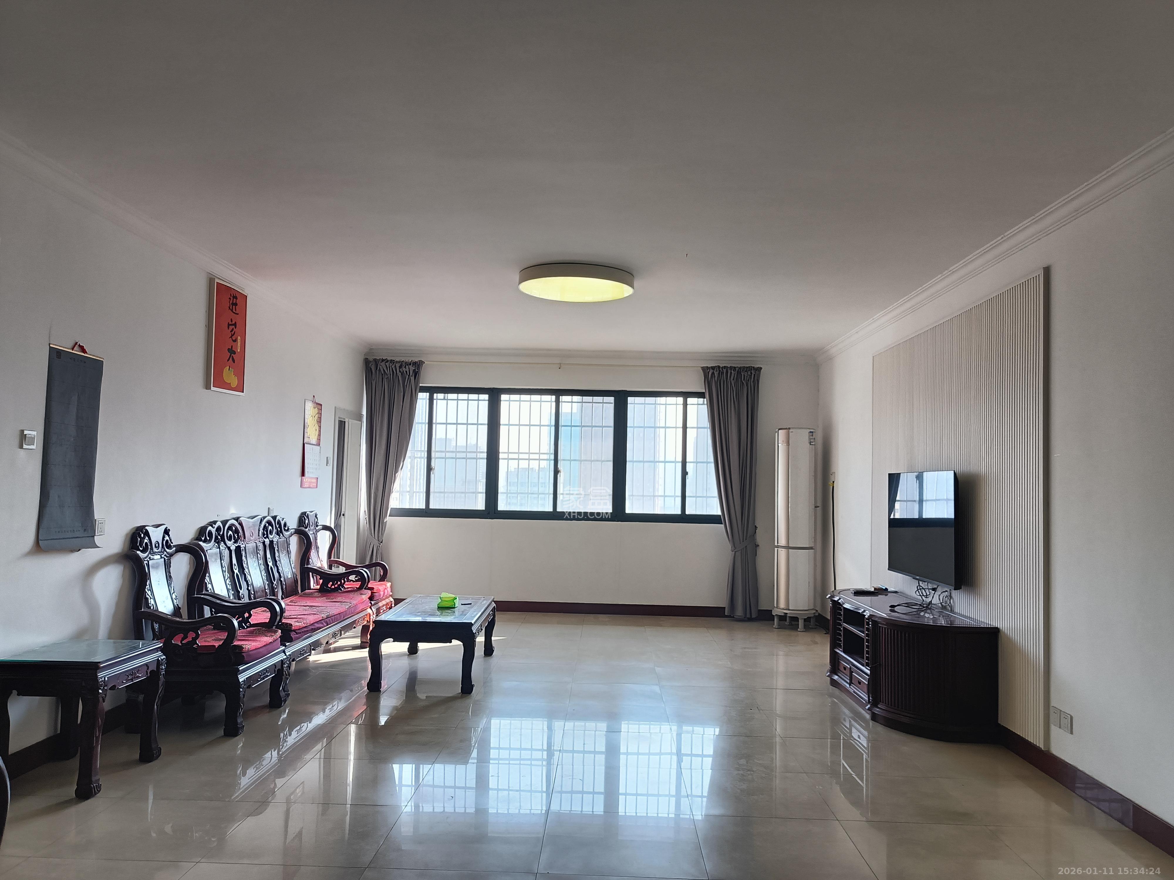 省委统战部宿舍  3室2厅2卫    4500.0元/月