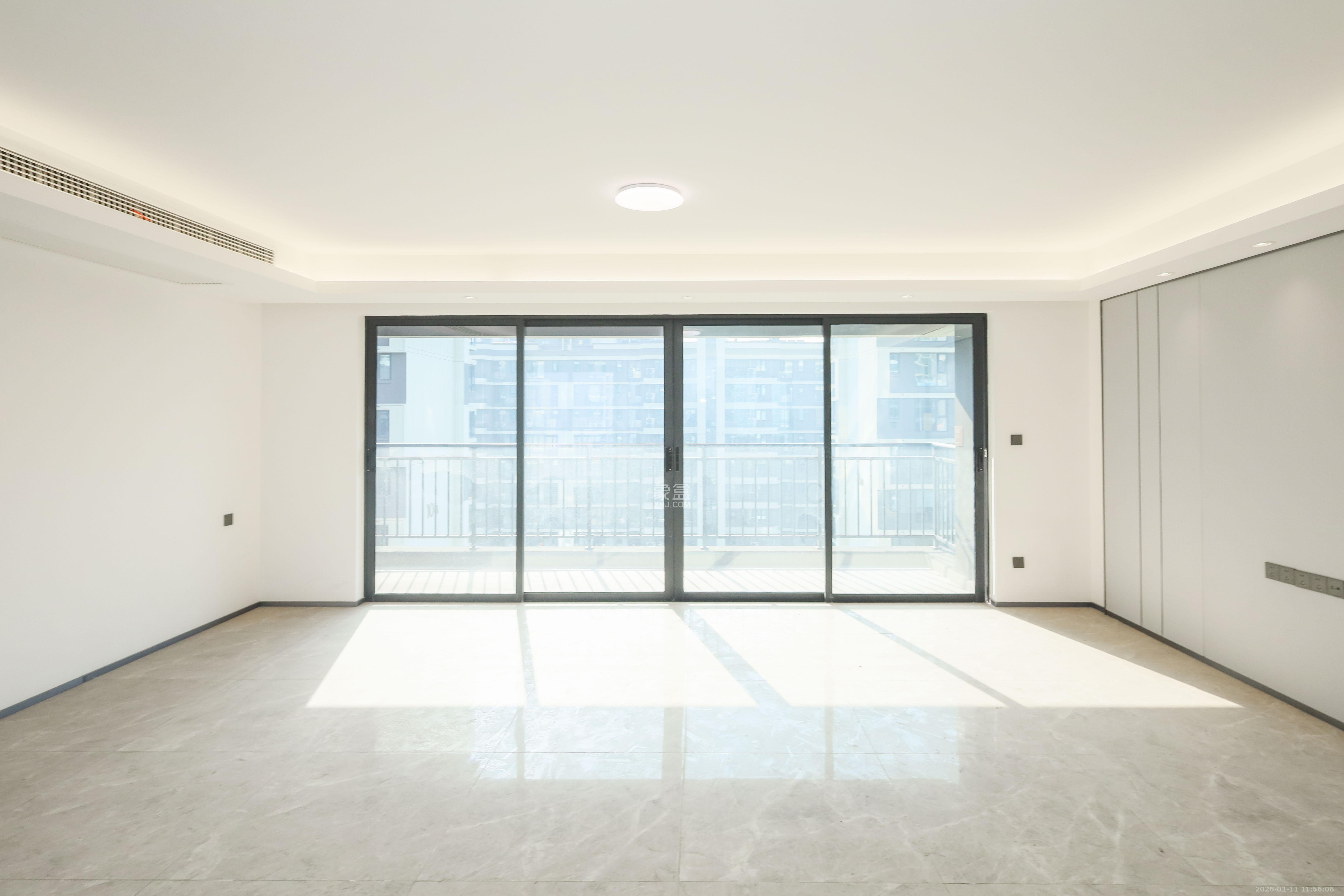 旭辉铂宸府  4室2厅2卫    148.0万