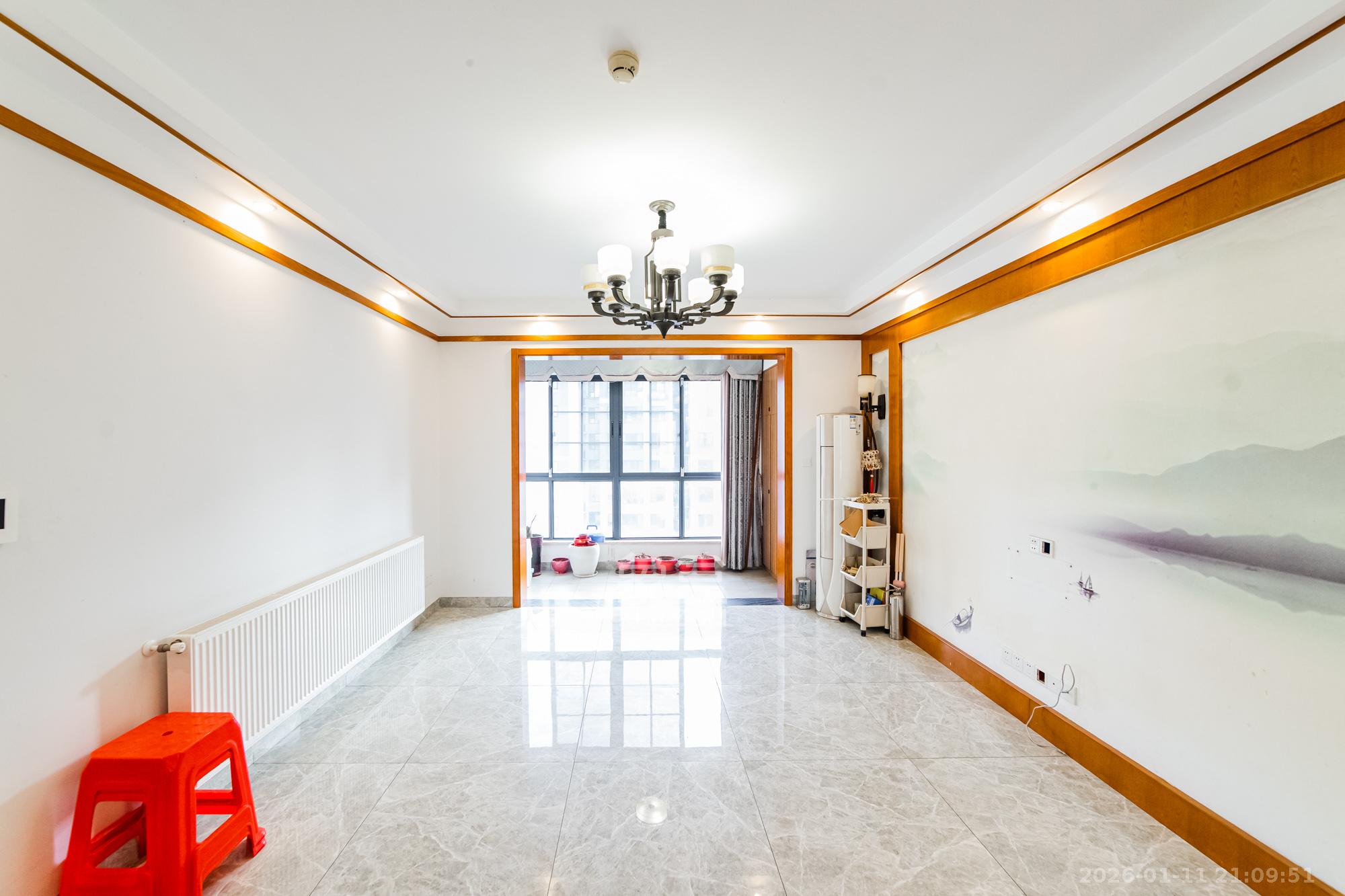 北辰三角洲B2E2区  4室2厅2卫    184.0万