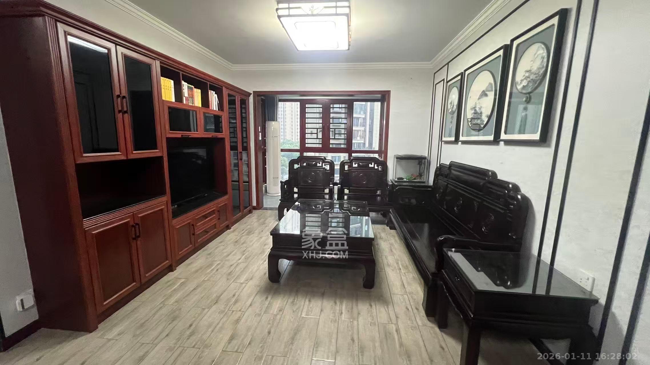 保利大都汇一期、二期  4室2厅2卫    148.0万