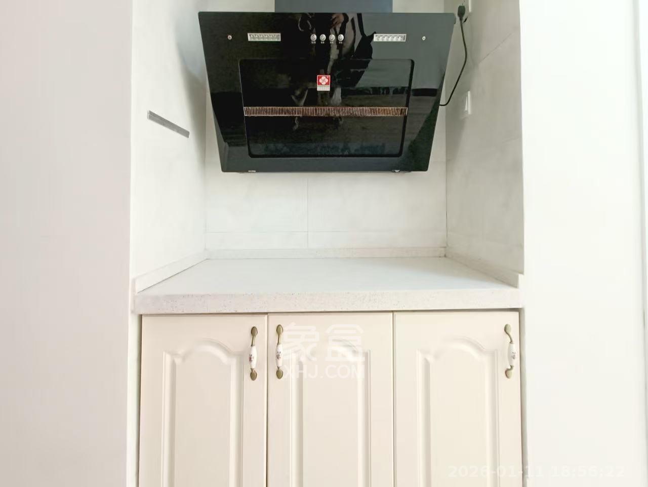 达美D6区  1室1厅1卫    1600.0元/月室内图