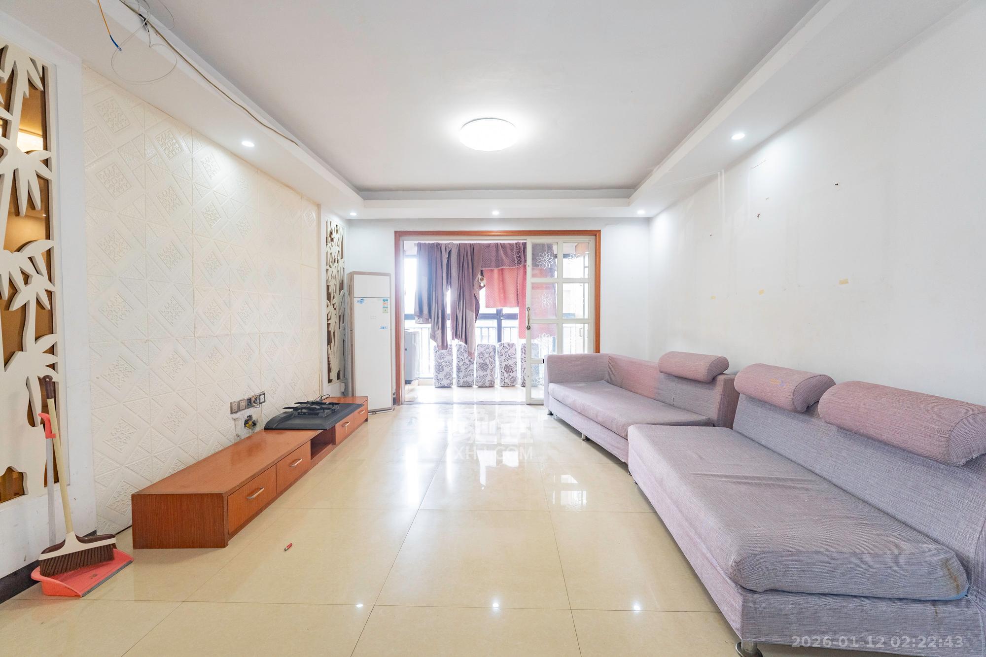 美利新世界  3室2厅2卫    74.0万