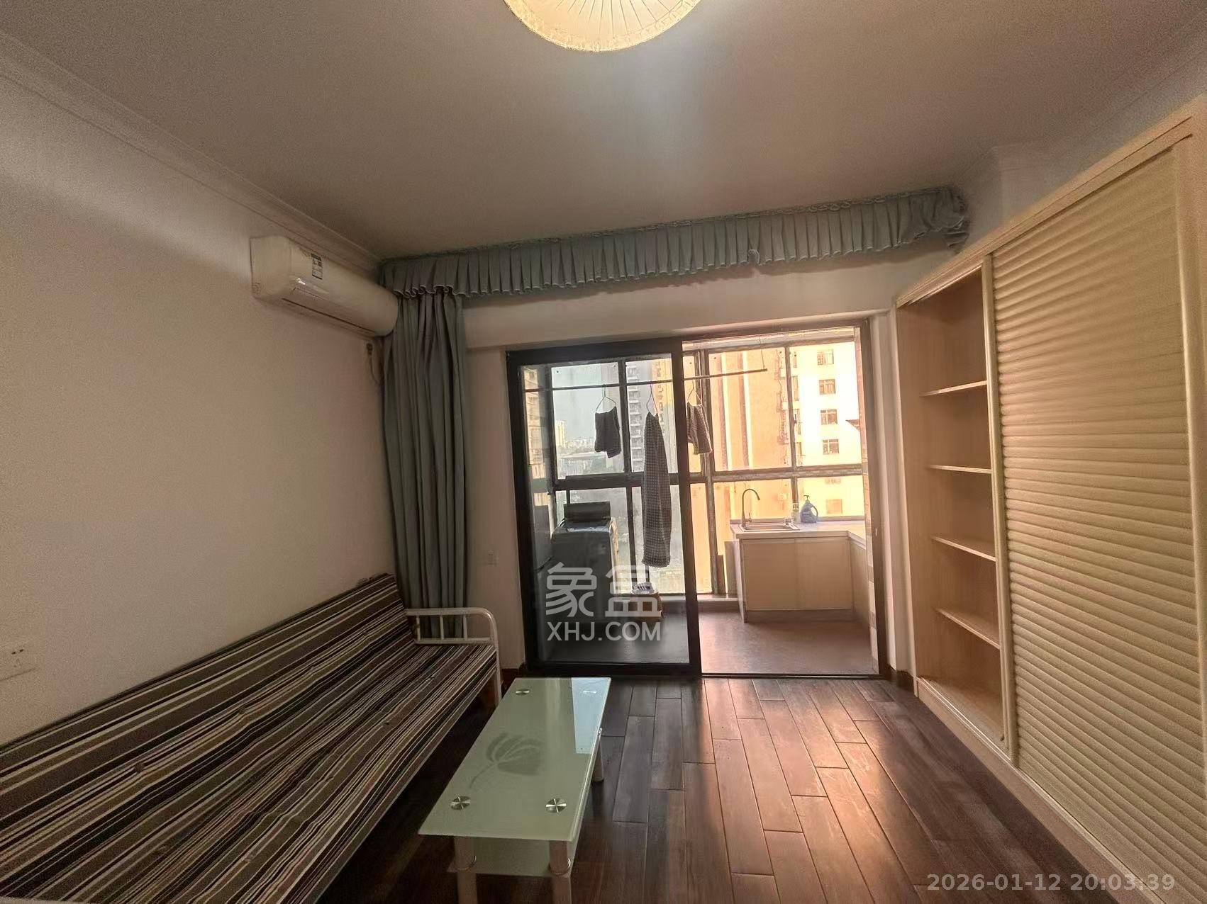 富兴旺角  1室1厅1卫    1200.0元/月室内图