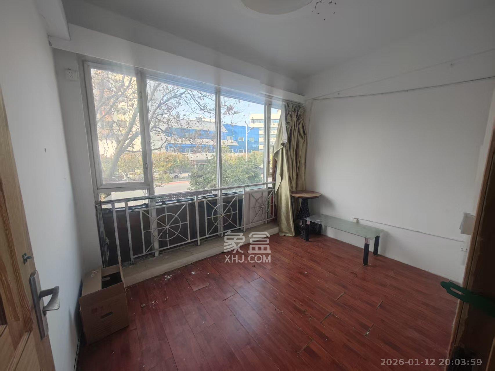 山水人家一二期   103.27㎡      2100.0元/月室内图