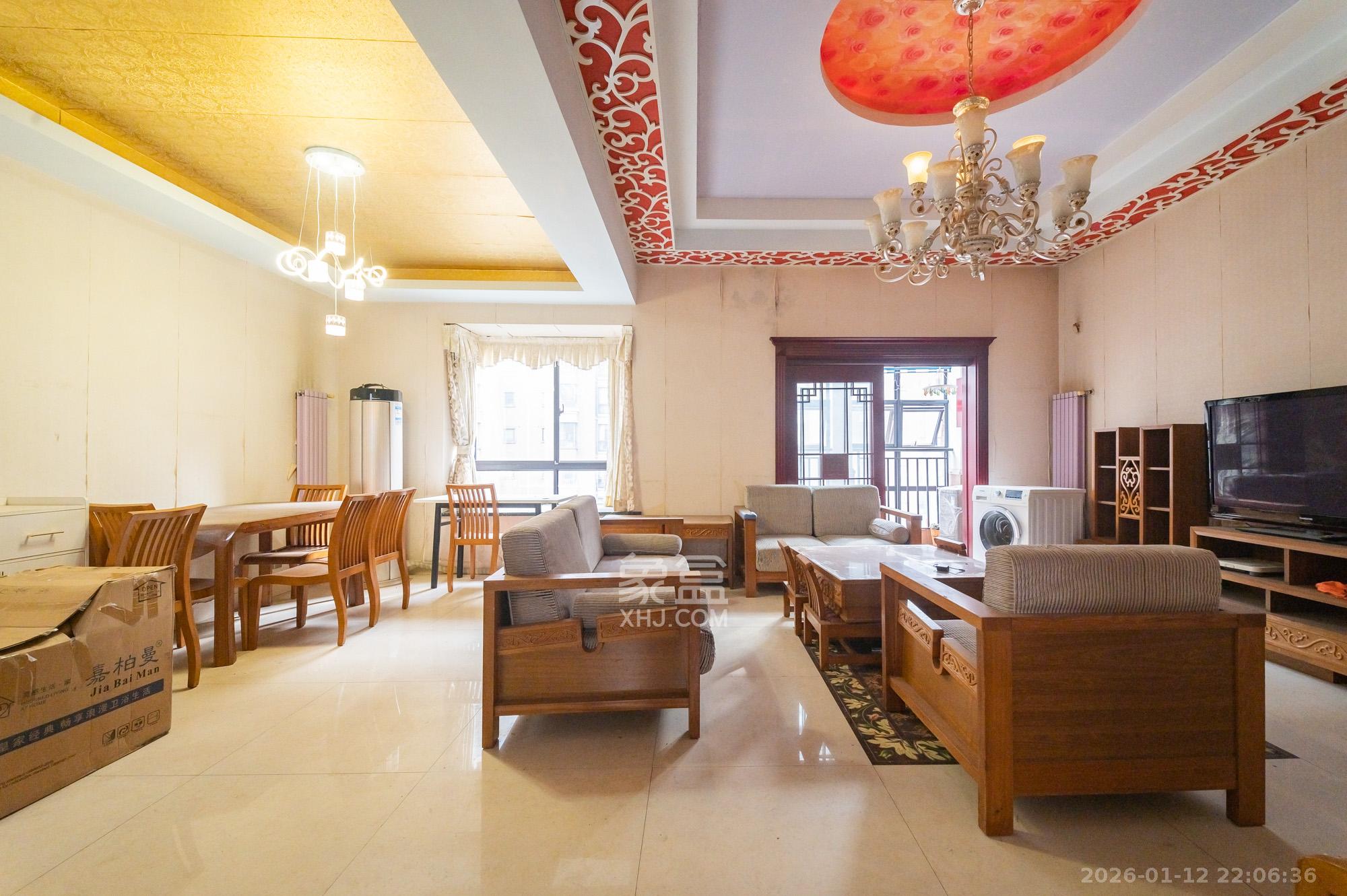 华润凤凰城一期  4室2厅2卫    122.0万