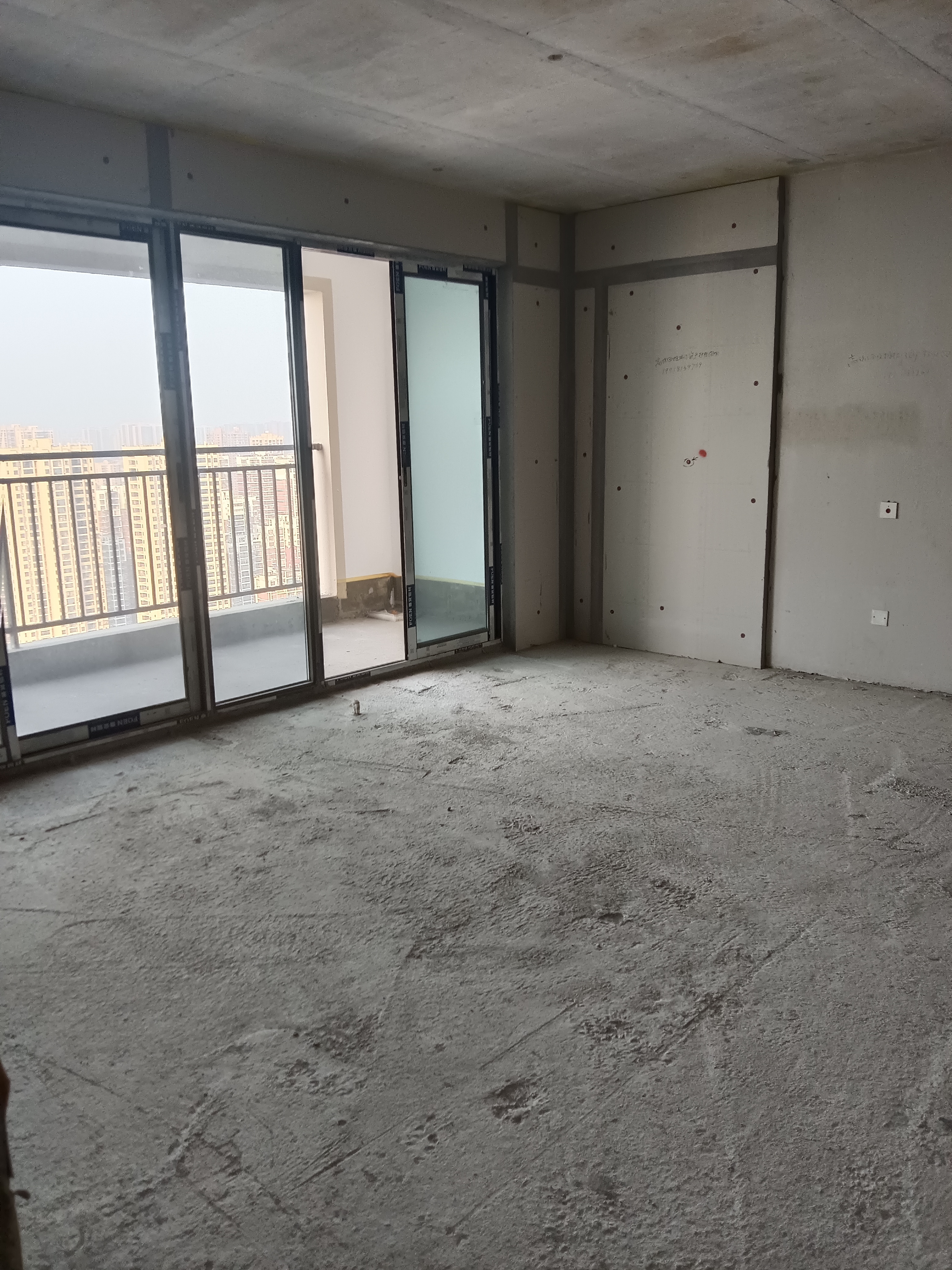 吾悦广场  1室0厅0卫    82.8万